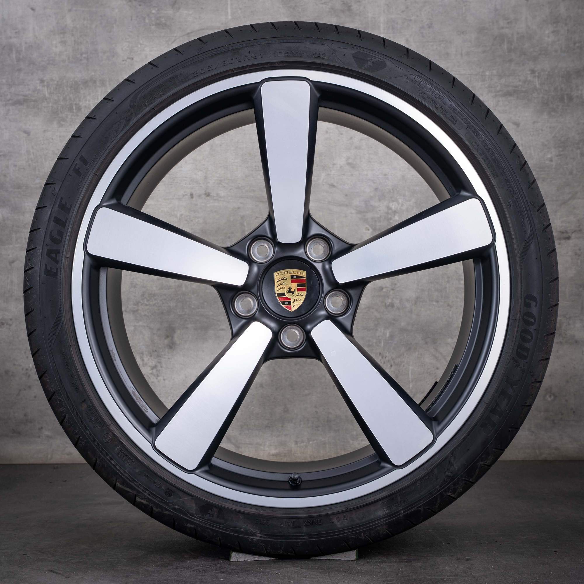 Alkuperäiset Porsche 992 I -vanteet 20 21 tuumaa Carrera S C2 C4 GTS kesärenkaat Exclusive Design 992044661M mattamusta glanzgedreht