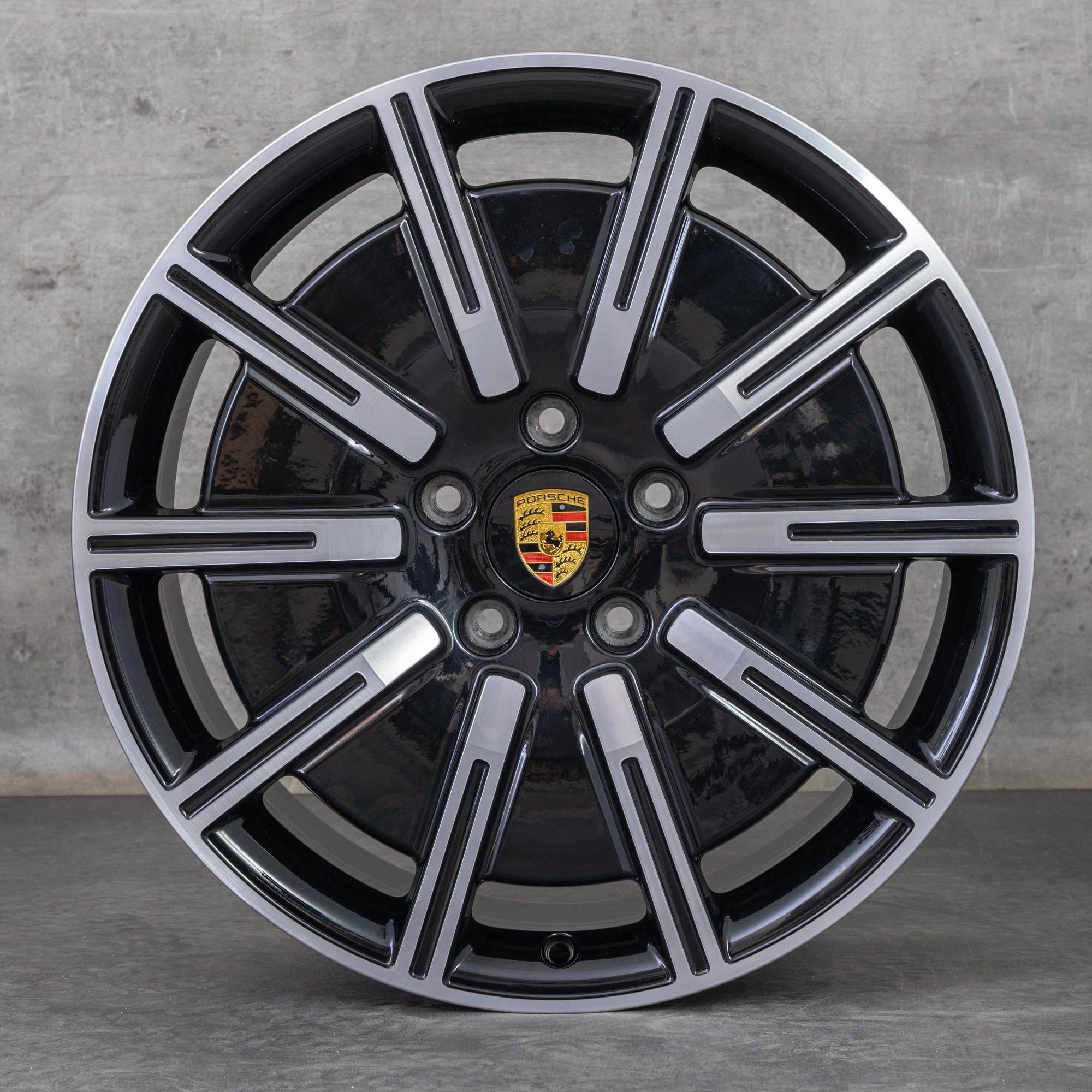 Oryginalne koła zimowe Porsche Taycan 20 cali 9J1 Aero felgi 9J1601025E 9J1601025F czarne polerowane