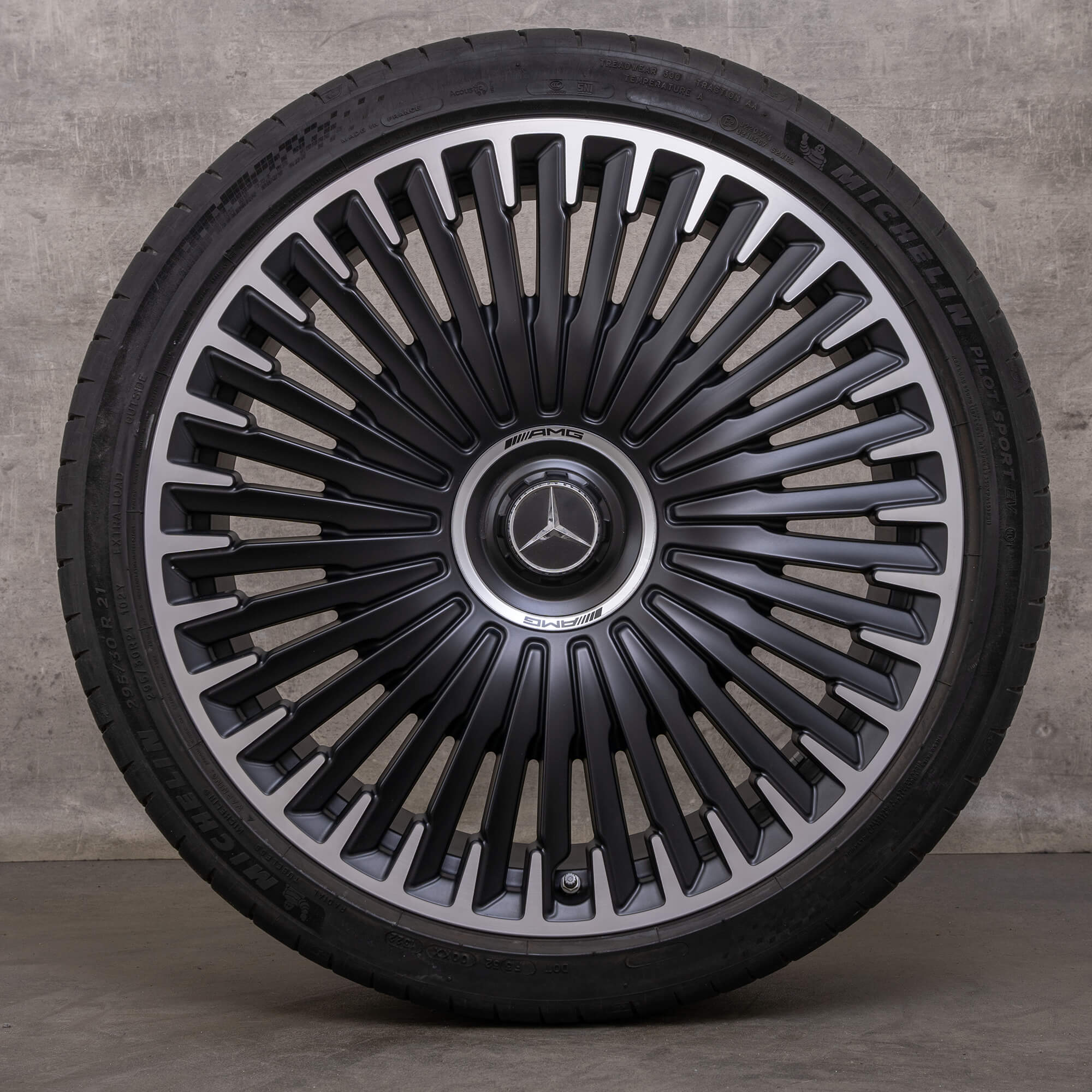 Original Mercedes Benz EQE 43 53 AMG fælge 21 tommer V295 sommerhjul A2954013100 A2954013200 sort mat blank drejet