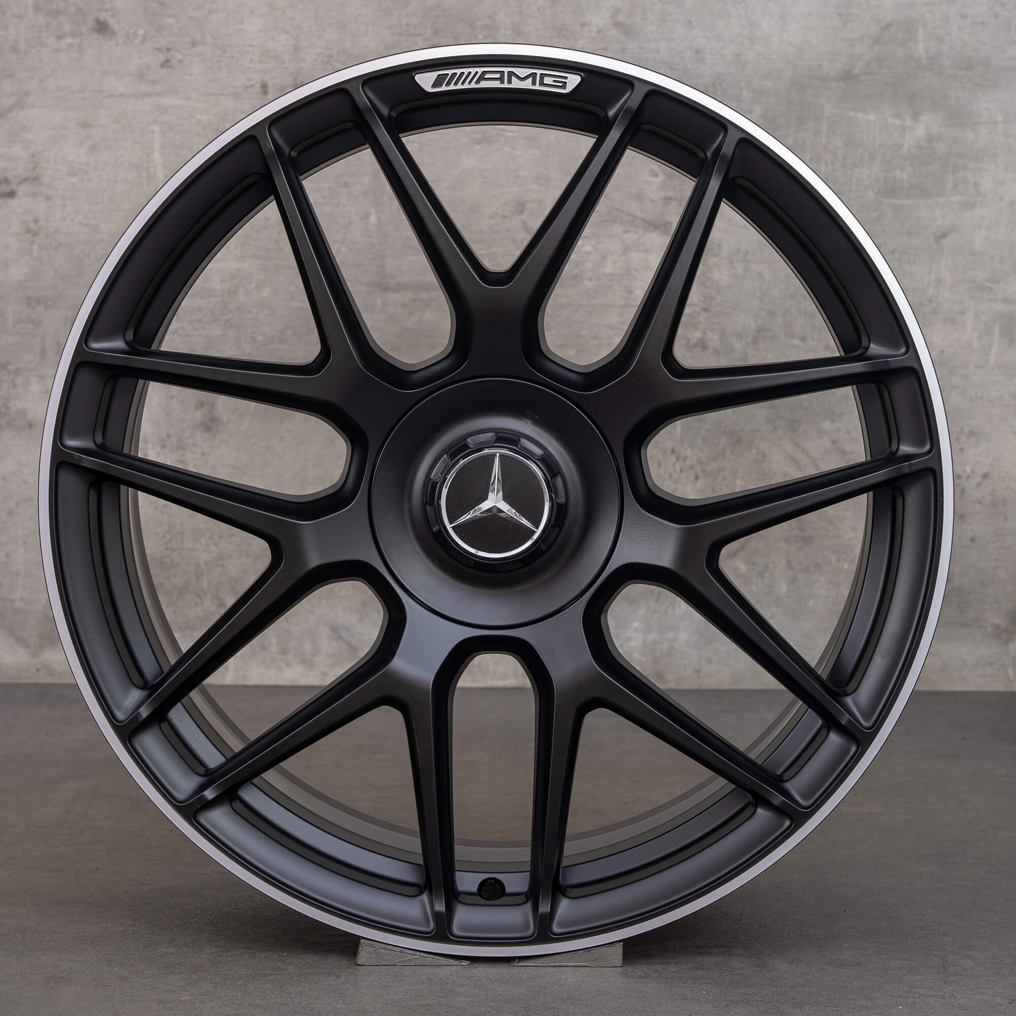 Alkuperäiset Mercedes Benz CLA 45 & S AMG talvirenkaat 19 tuuman C118 X118 vanteet A1774012400 musta matta kiillotettu