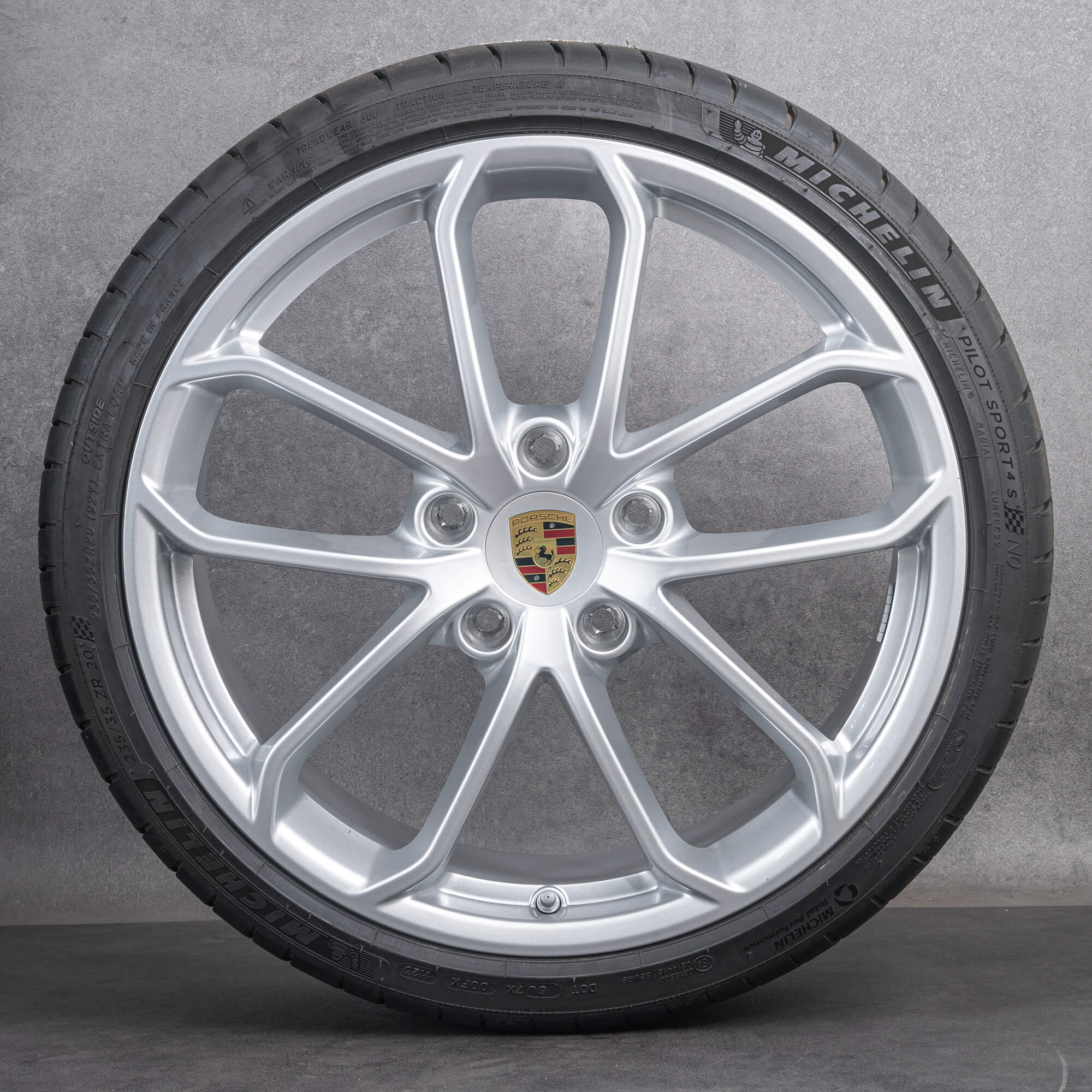 OEM Porsche 20 inch Cayman 982 718 GT4 rims summer wheels tires 88Z