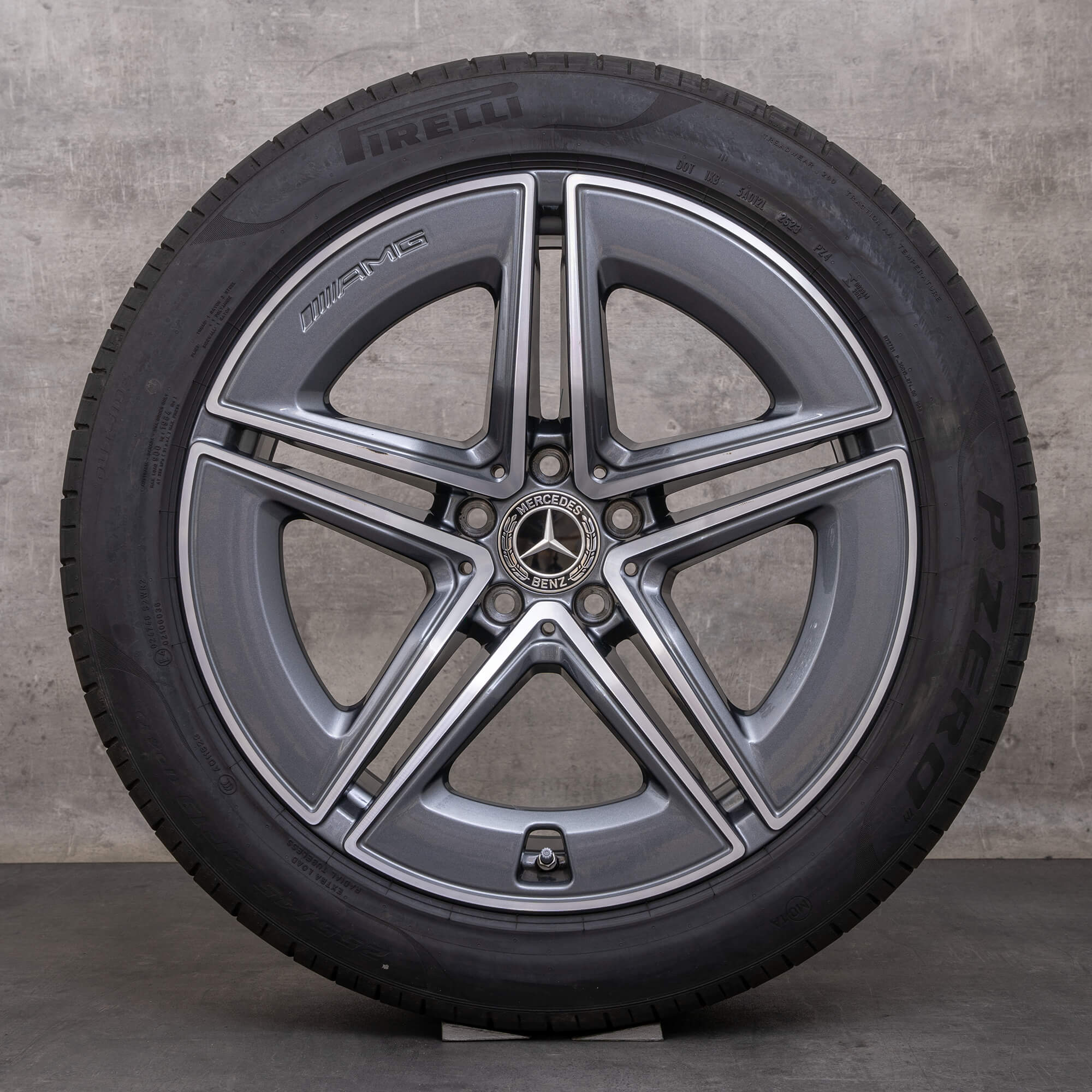 Original Mercedes Benz E-Klasse 53 AMG Felgen 19 Zoll W214 S214 Hybrid Sommerräder A2144010900 A2144011000 himalaya grey glanzgedreht