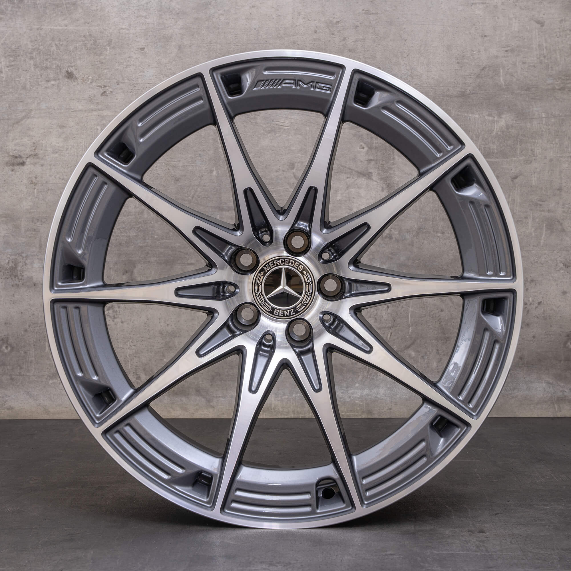 Oryginał Mercedes Benz AMG GT 55 63 Felgi 20 cali 4Matic+ C192 A1924010900 A1924011000 tantal szary Polerowane NOWOŚĆ