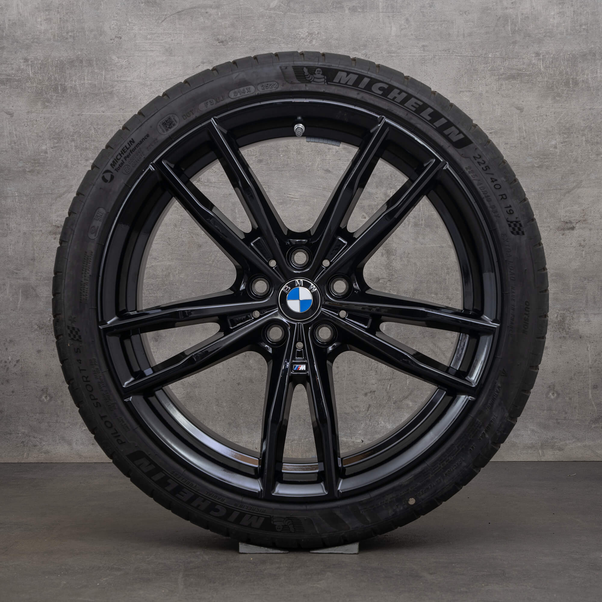 BMW 2er G42 Coupé 3er G20 G21 4er G22 G23 Sommerräder 19 Zoll Felgen 7 mm