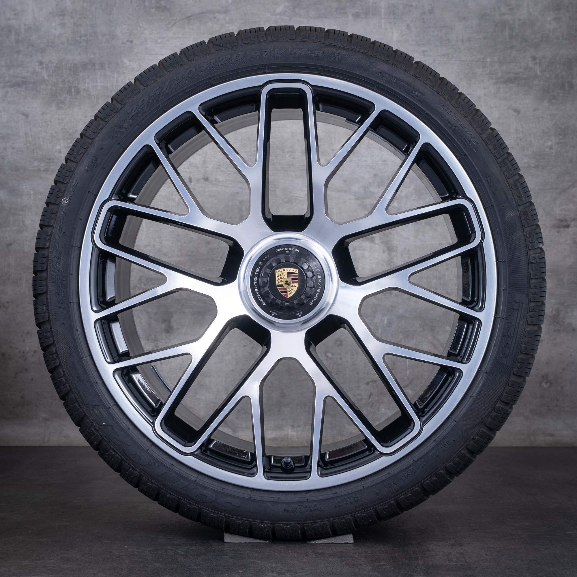 Original Porsche 991 Winterräder 20 Zoll 991 II Targa 4 GTS Turbo Felgen 99136216234 99136216634 schwarz front glanzgedreht