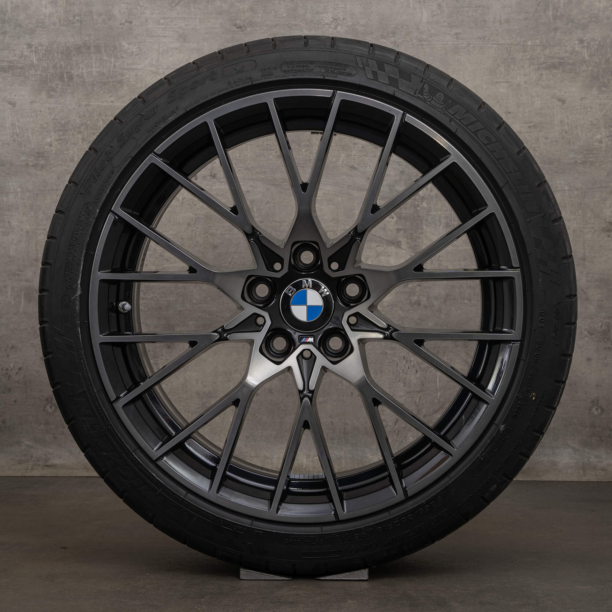 Original BMW M2 19 Zoll Felgen F87 Sommerräder 8073847 8073848 schwarz glanzgedreht