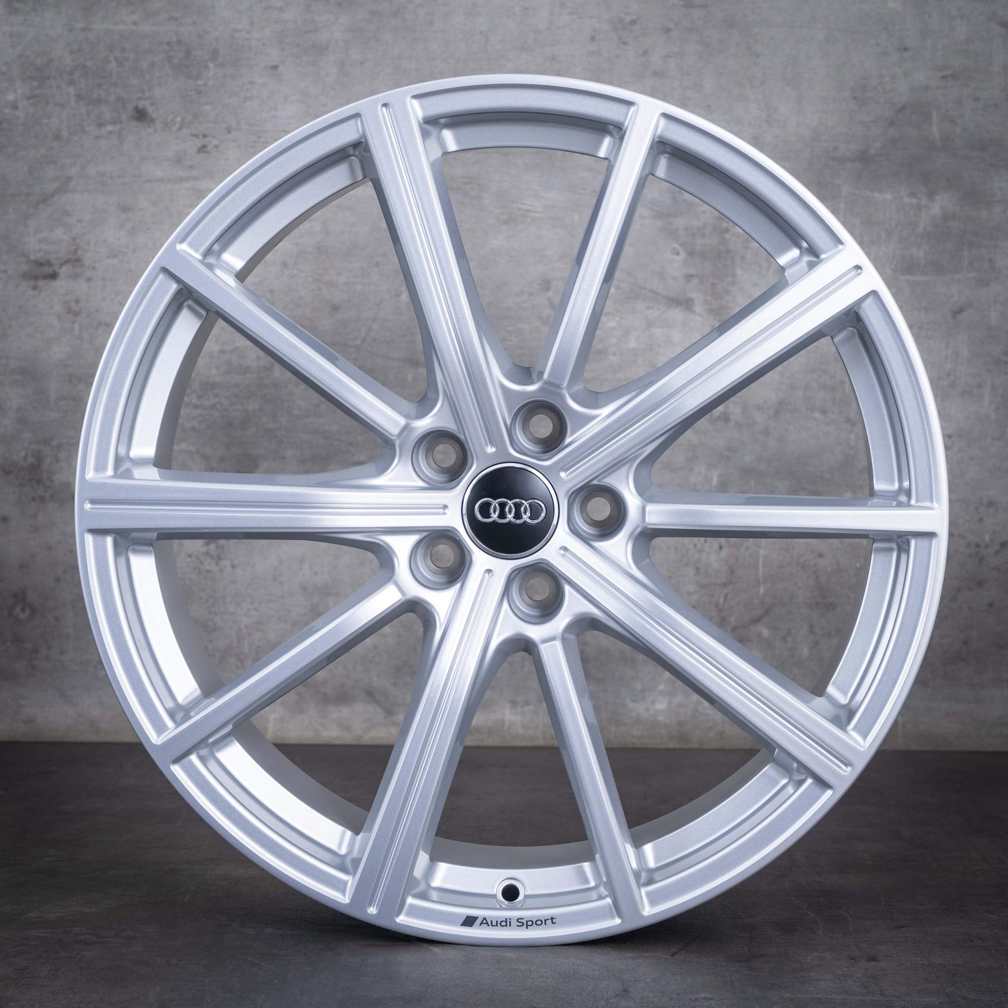 Original Audi RSQ3 Winterräder 20 Zoll F3 Felgen 83A601025S silber glanz NEU - Rad 1 von 4