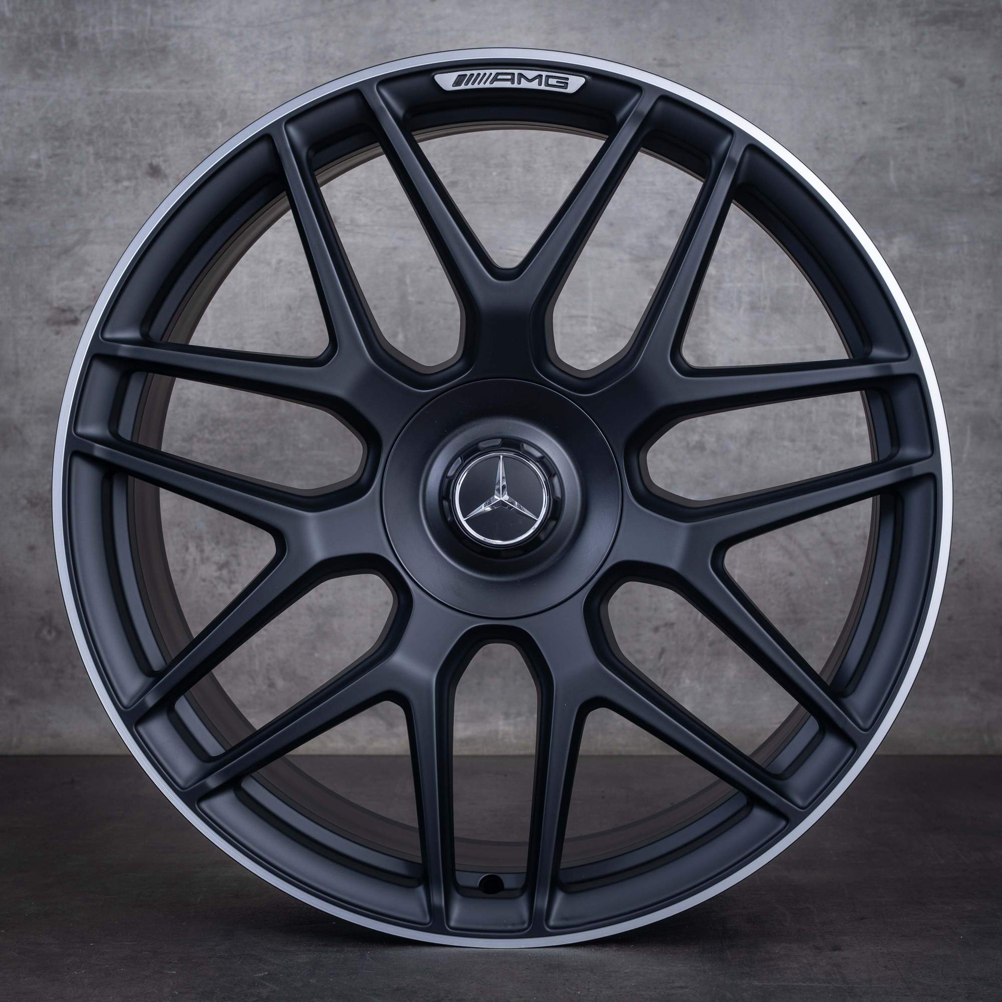 OEM Mercedes-Benz G-Class G63 AMG 22inch rims W465 W463A A4634012000 Matte Black Diamond Cut Edges NEW