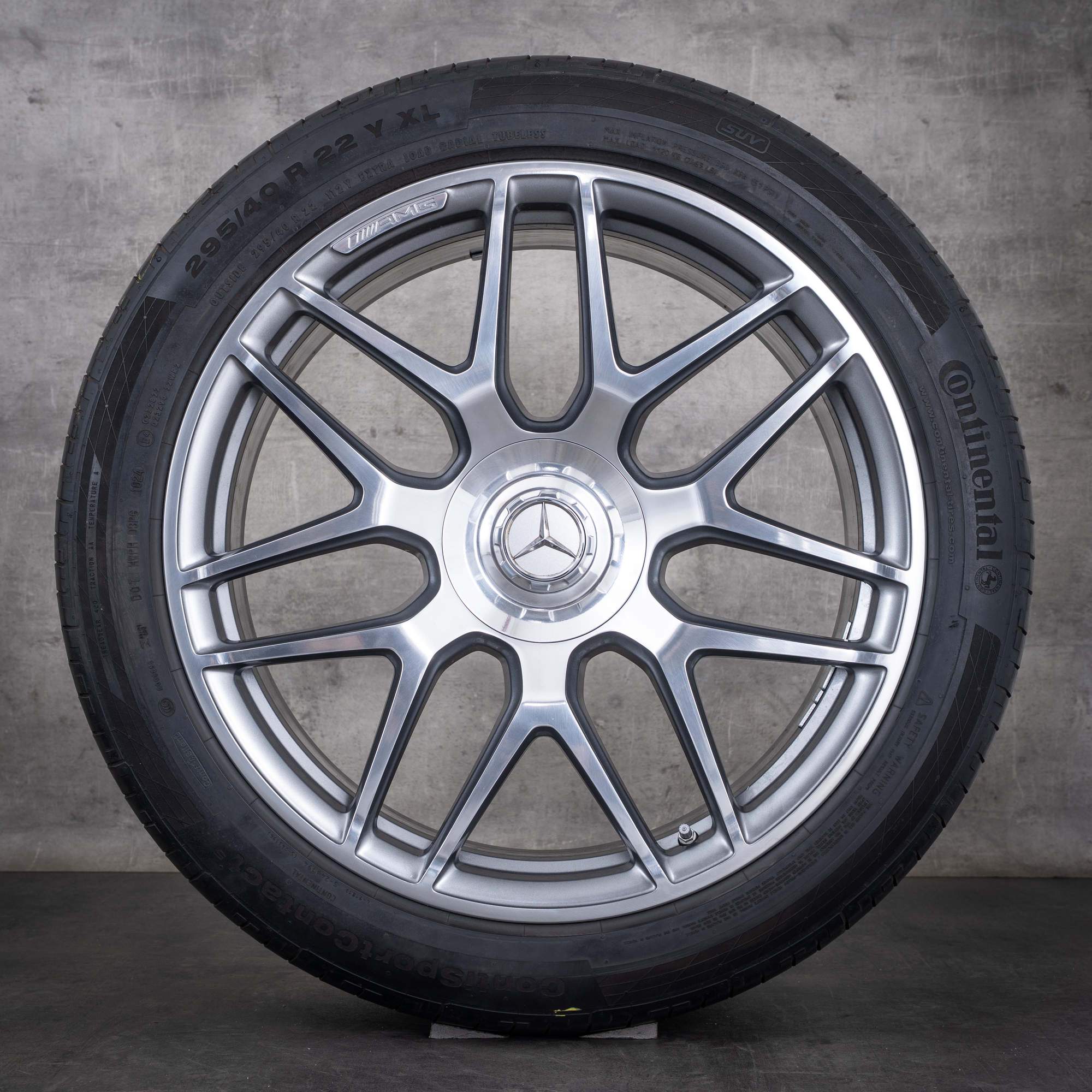 Oryginalne felgi Mercedes Benz Klasa G G63 AMG 22 cale W465 W463A koła letnie A4634012000 himalaya grey Polerowane