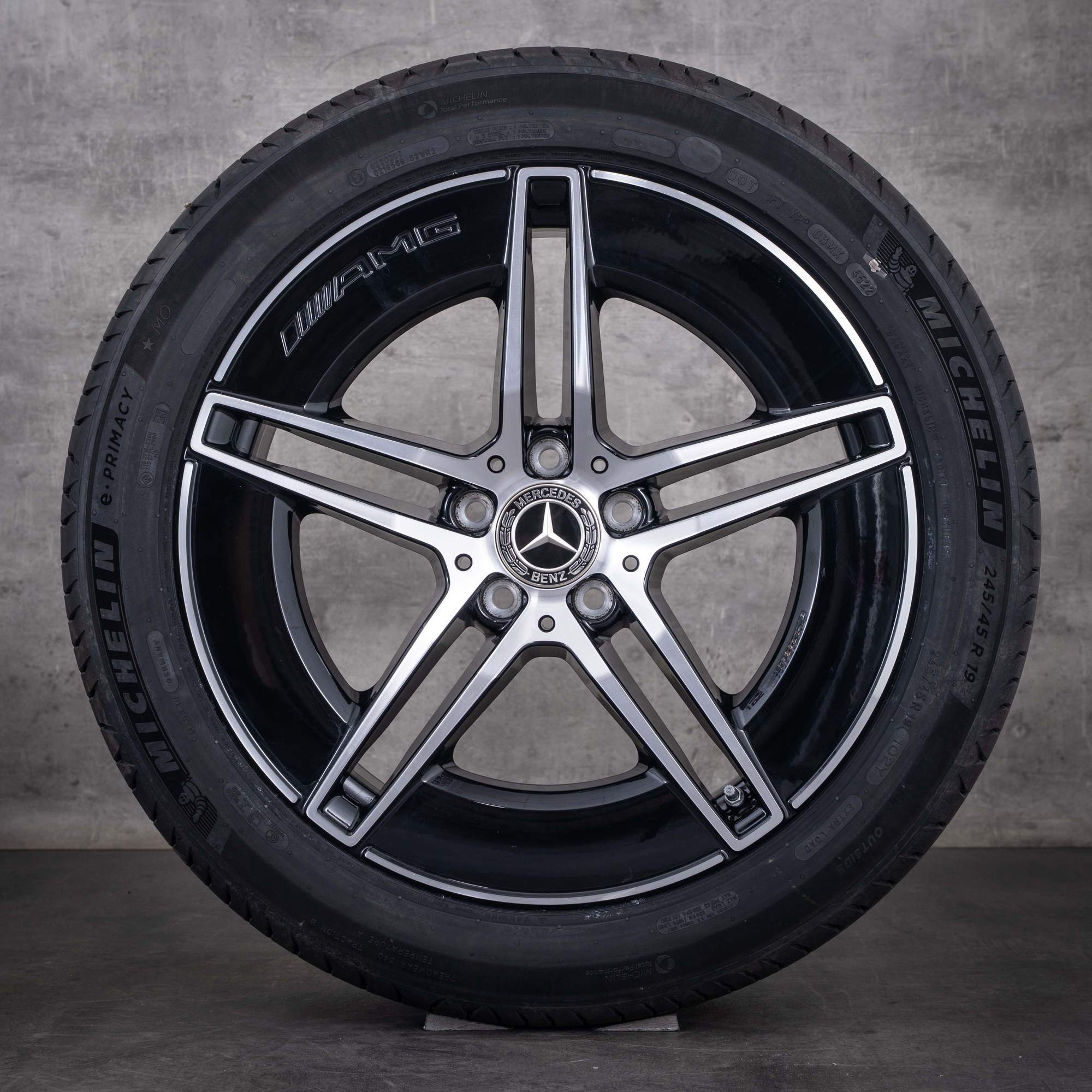 Original Mercedes Benz E-Klasse AMG Felgen 19 Zoll W214 S214 Sommerräder A2144010300 A2144010400 schwarz glanzgedreht