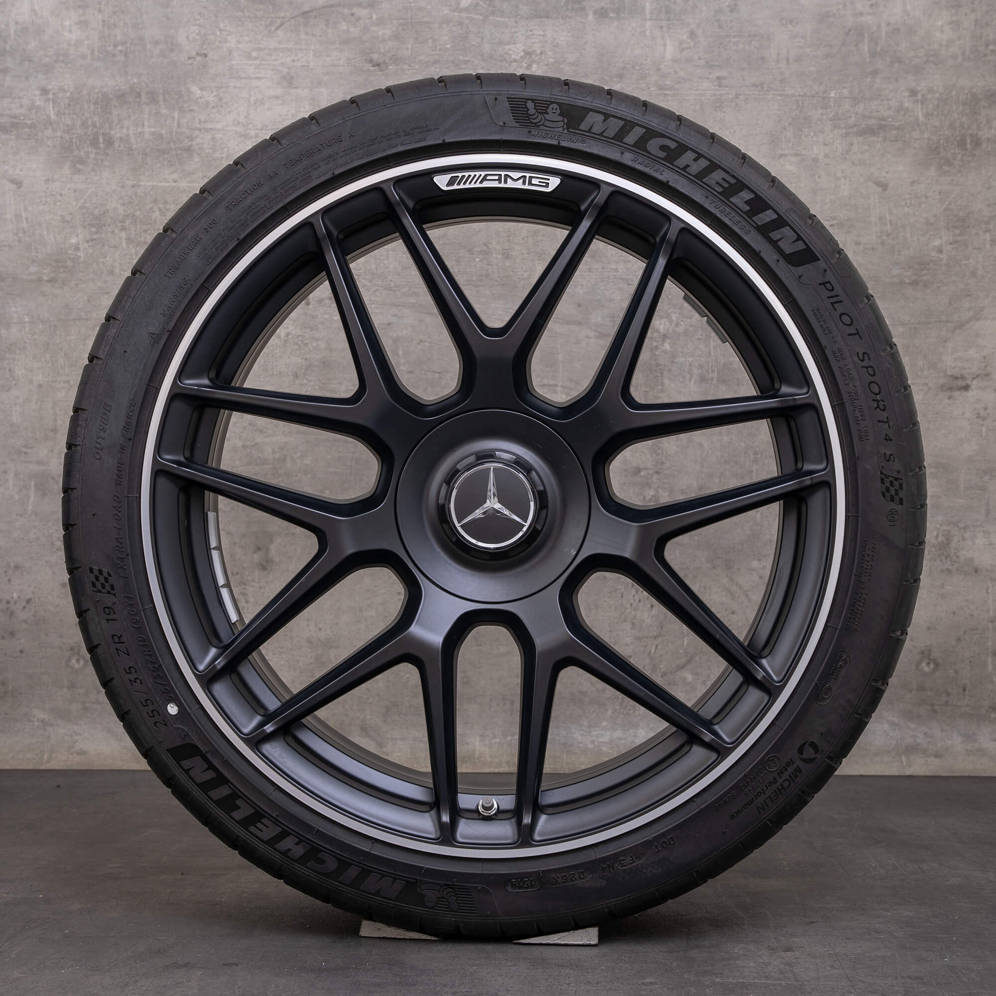 Jantes genuínas Mercedes Benz CLA 45 & S AMG de 19 polegadas C118 X118 jantes verão A1774012400 preto mate brilhante torneado
