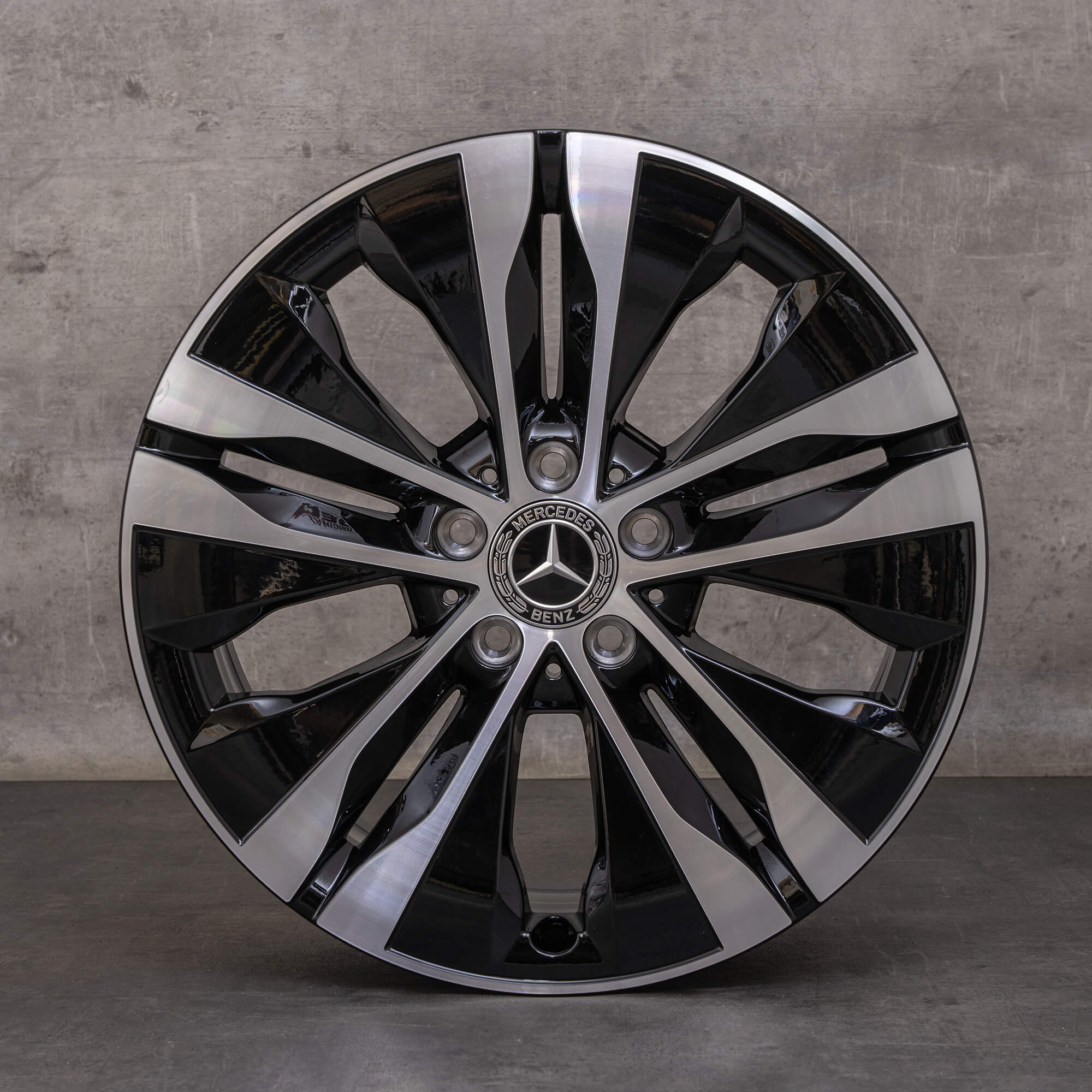 Oryginalne felgi Mercedes Benz Klasa C Hybryda 18 cali W206 S206 C300e C300de C400e A2064017300 A2064011400 czarne polerowane toczone