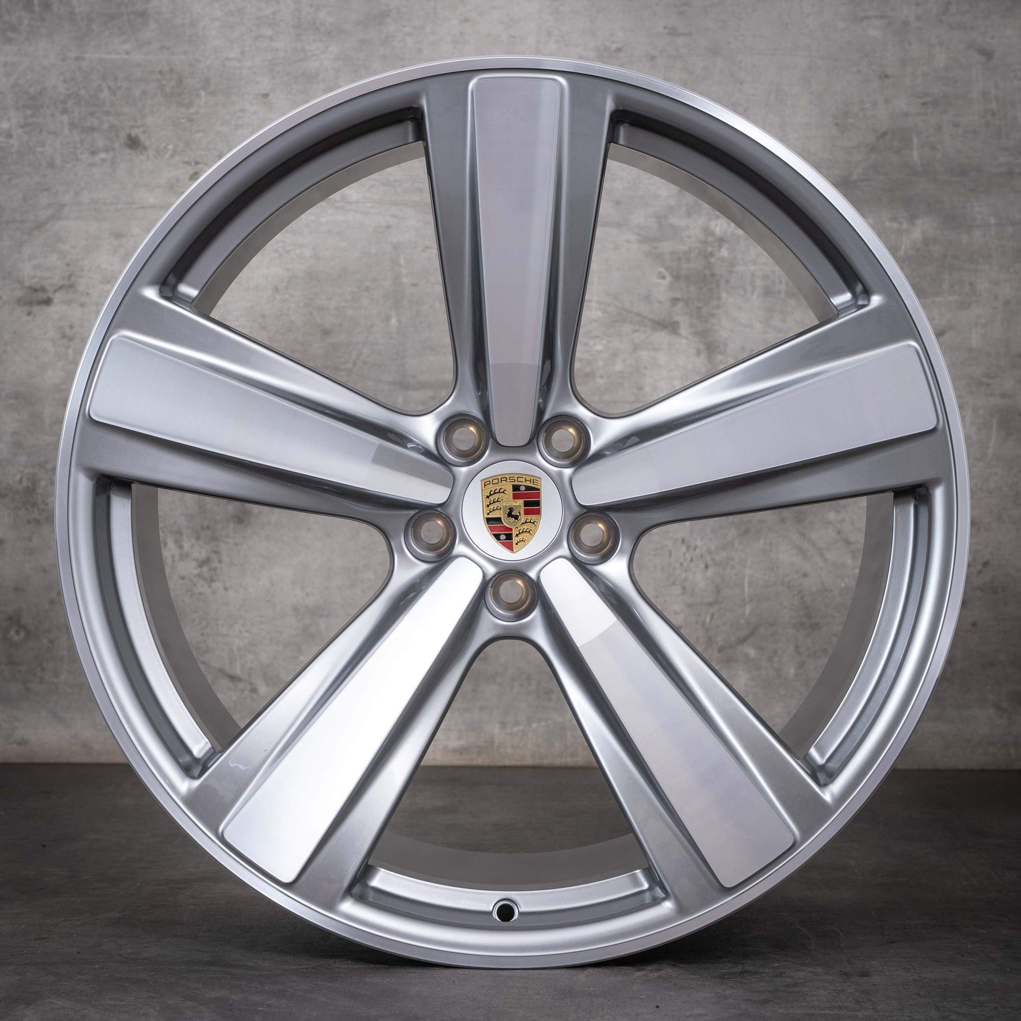 Original Porsche Macan III Felgen 21 Zoll Exclusive Design Sport  95B601025FE 95B601025FF platinsilber glanzgedreht NEU