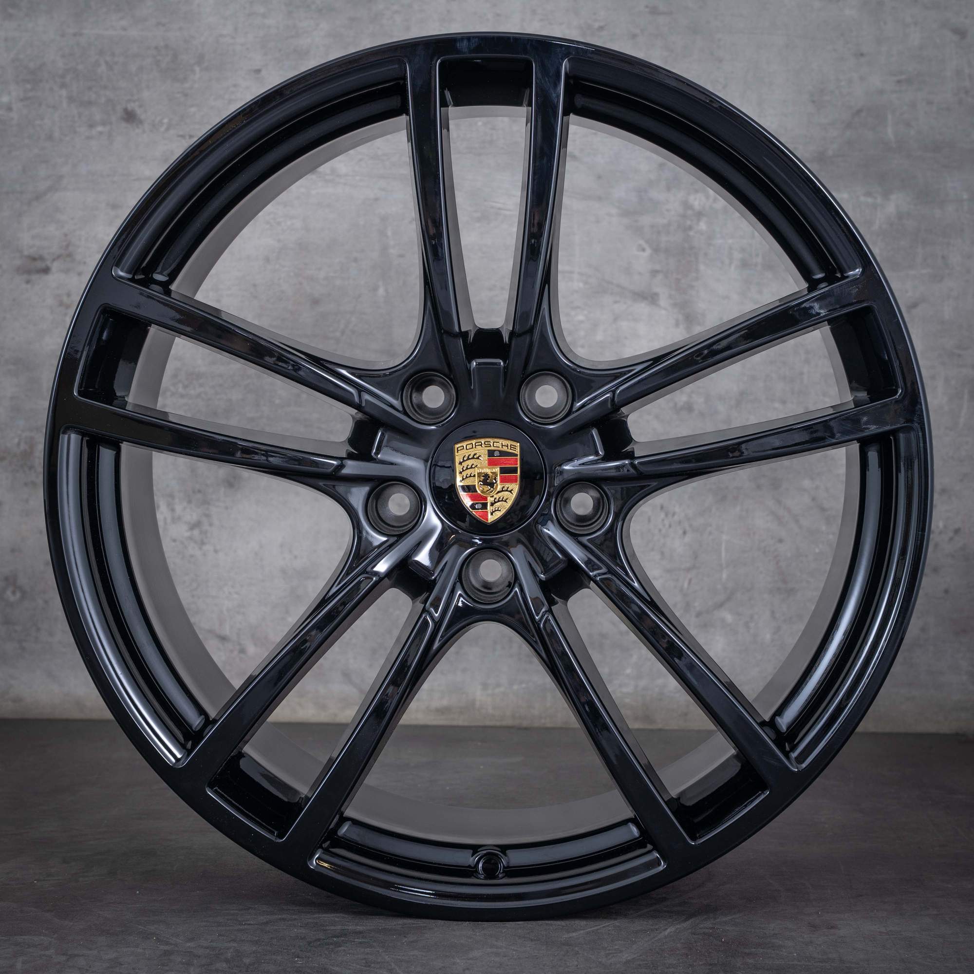 Oryginał Porsche Cayenne 9YA Felgi 21 cali S Turbo Hybryda GTS 9Y0601025AD 9Y0601025AE Design czarny błyszczący