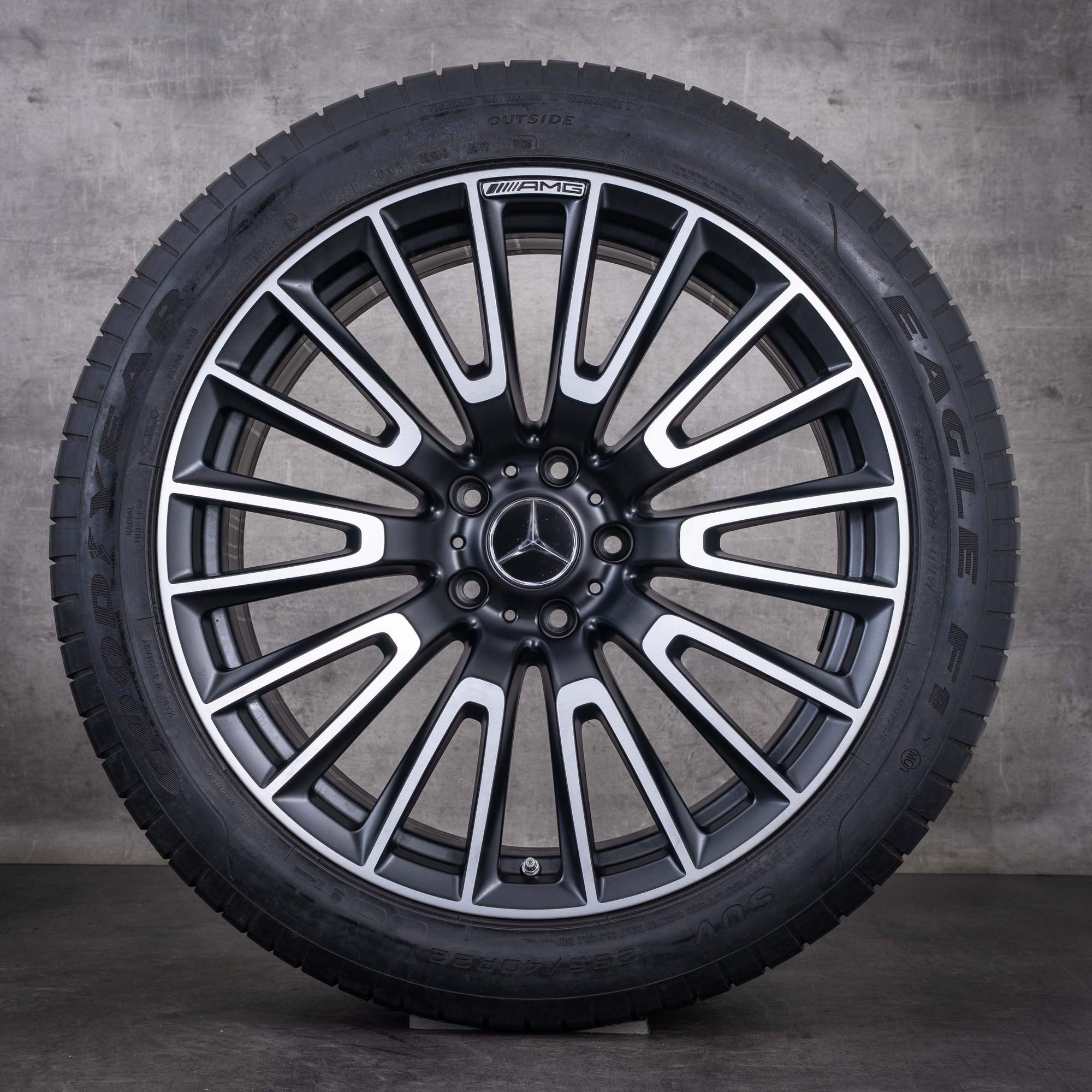 Alkuperäiset Mercedes-Benz G-sarjan G 63 AMG -vanteet 22 tuumaa 463A 465 kesärenkaat A4654011000 mattamusta diamond cut-viimeistely