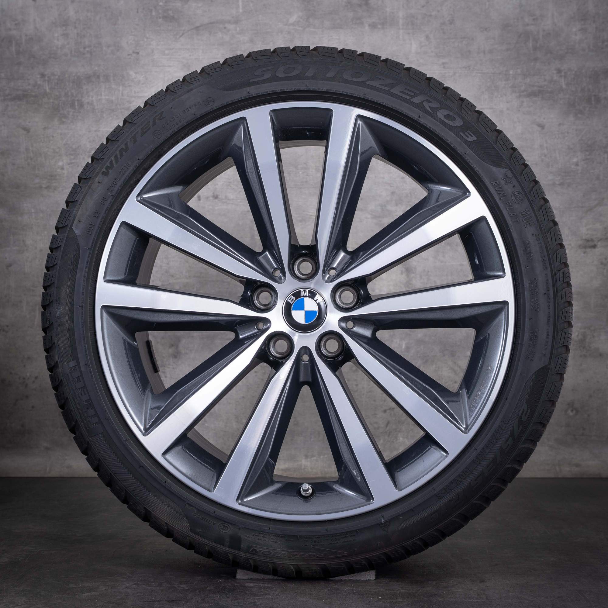 Original BMW 8er Winterräder 19 Zoll G14 G15 G16 Felgen 6884202 6884203 Styling 733 midnight grey glanzgedreht