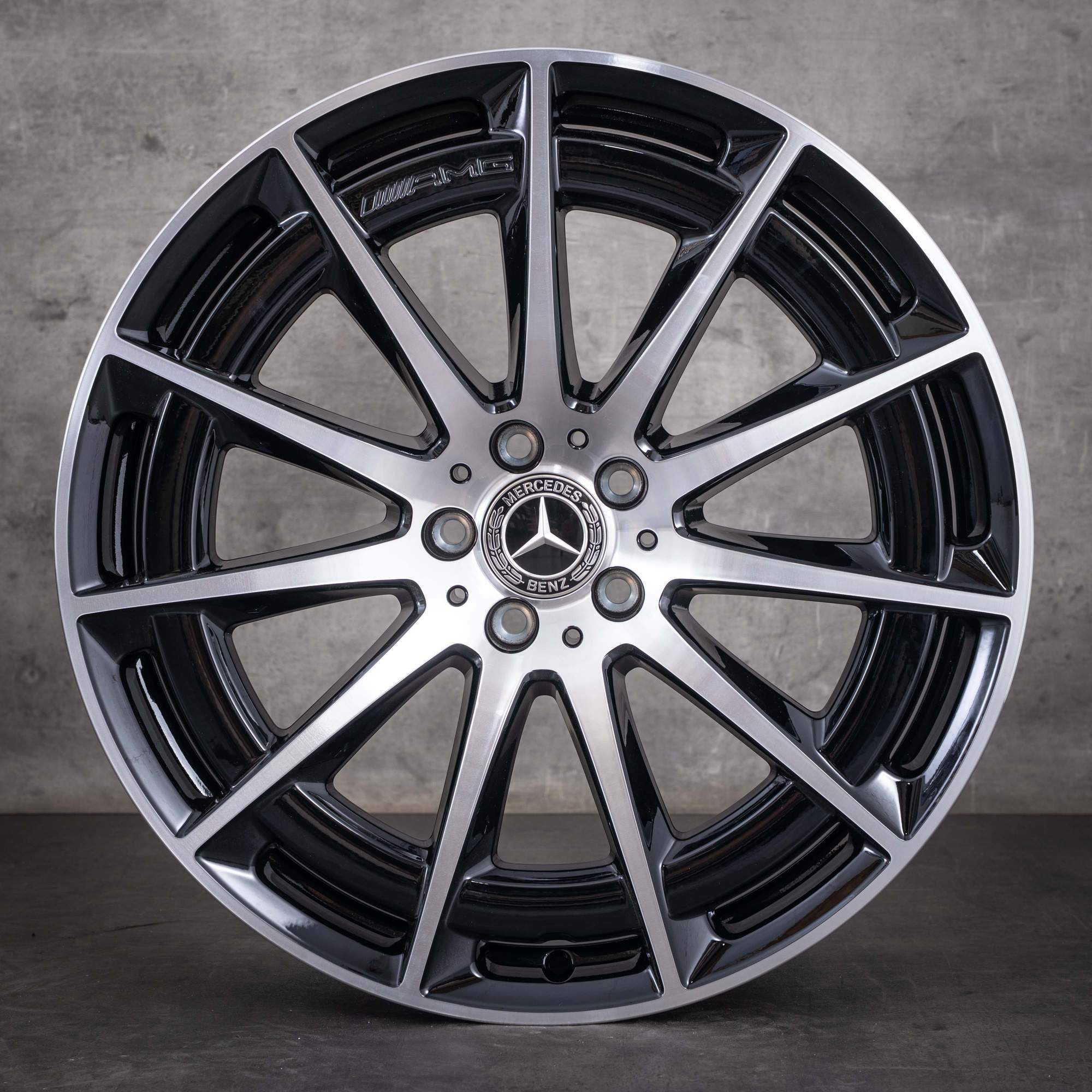 Original Mercedes Benz EQS & 53 AMG Winterräder 21 Zoll 4Matic V297 Felgen A2974011400 schwarz front glanzgedreht NEU