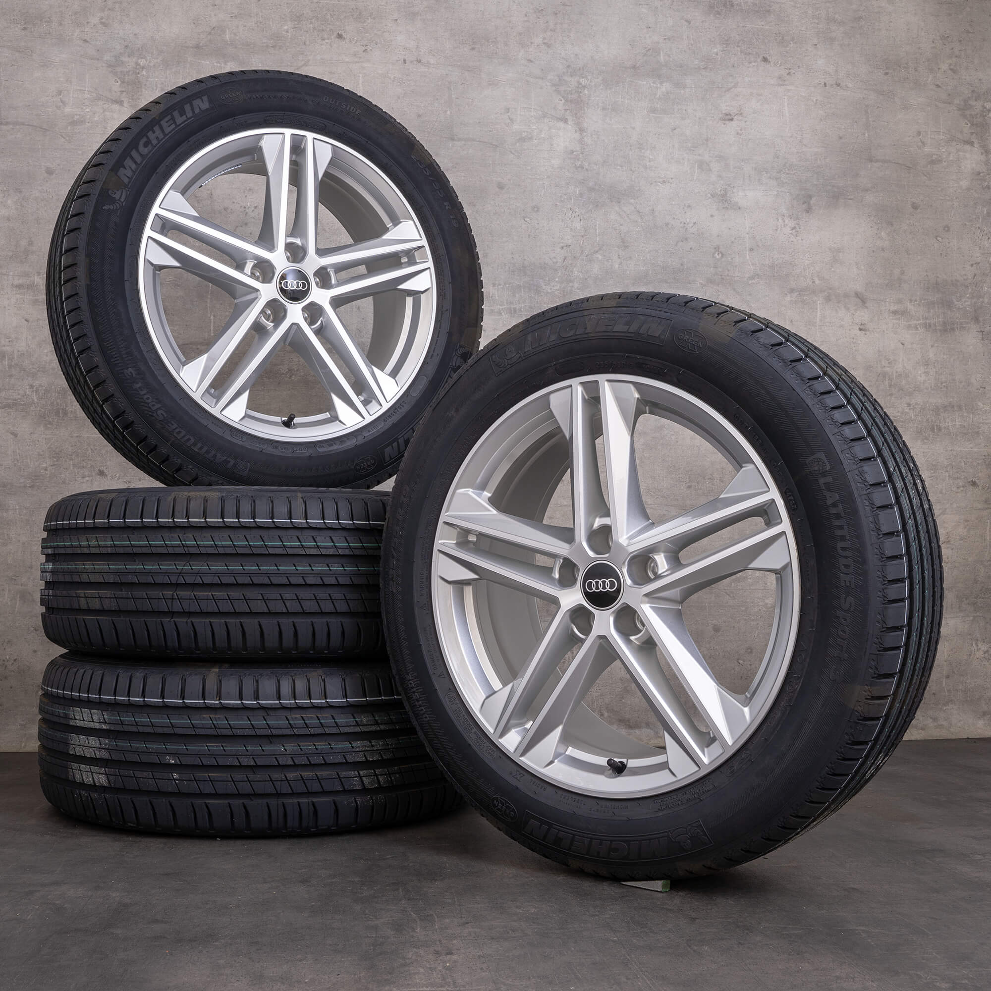 Originale Audi Q5 SQ5 jante 19 inch FY anvelope vară 80A601025G Originale Audi Q5 SQ5 jante 19 inch FY anvelope vară 80A601025G