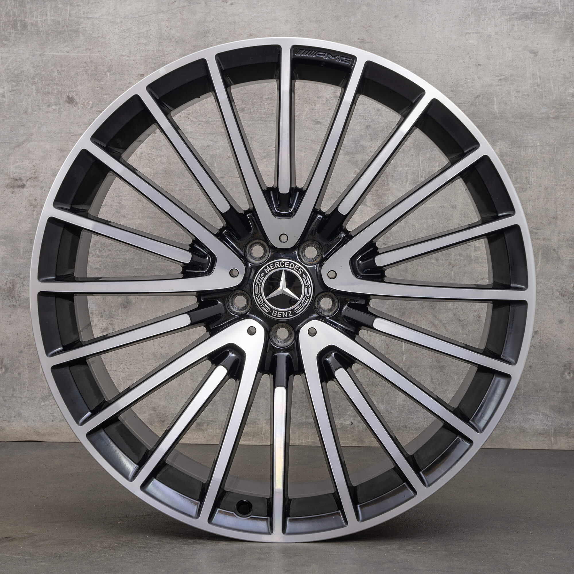Oryginał Mercedes Benz GLS 63 AMG koła zimowe 22 cale X166 Felgi A1664013300 czarne Polerowane