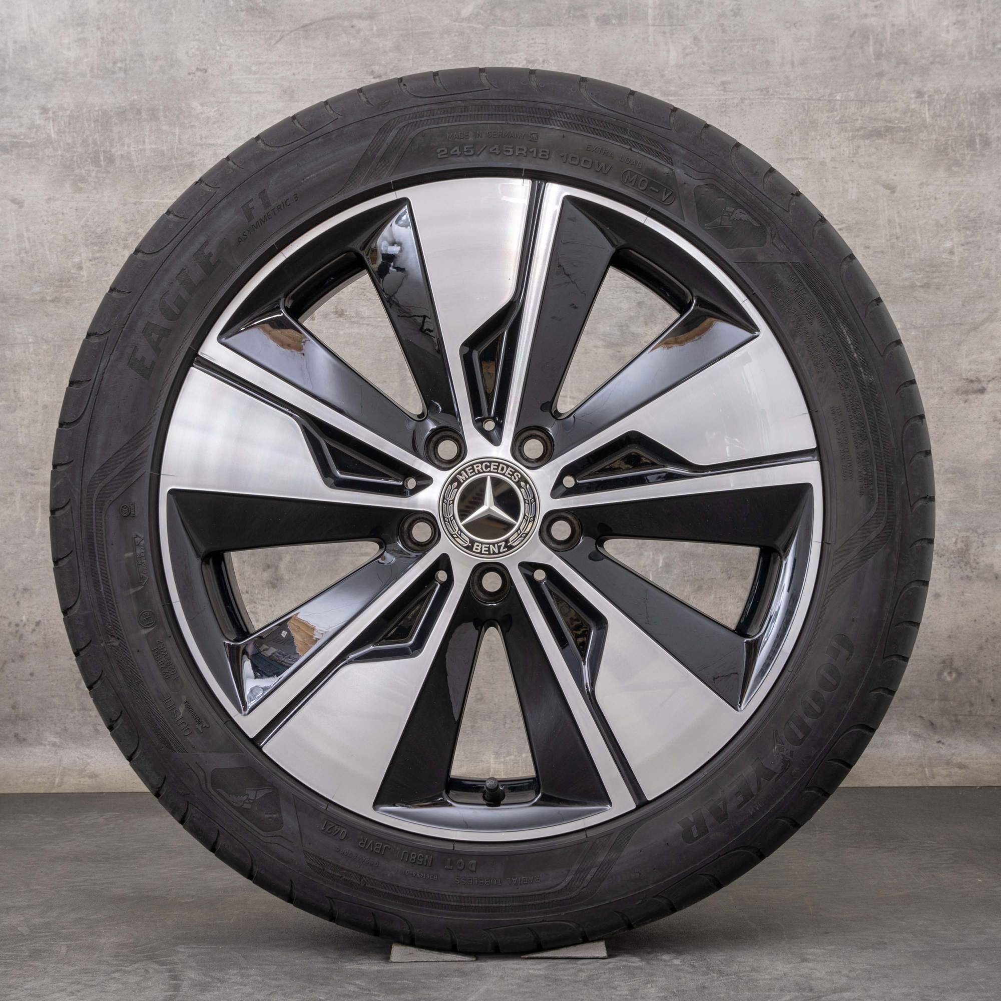 Oryginał Mercedes Benz Klasa V koła 18 cali W447 letnie A4474015500 czarne polerowane toczone
