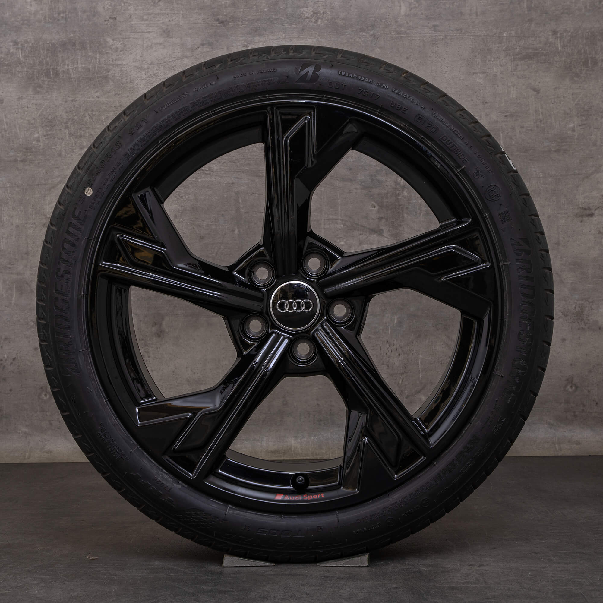 Oem Audi A3 S3 Jantes 18 pouces 8Y pneus été jantes 8Y0601025P noir