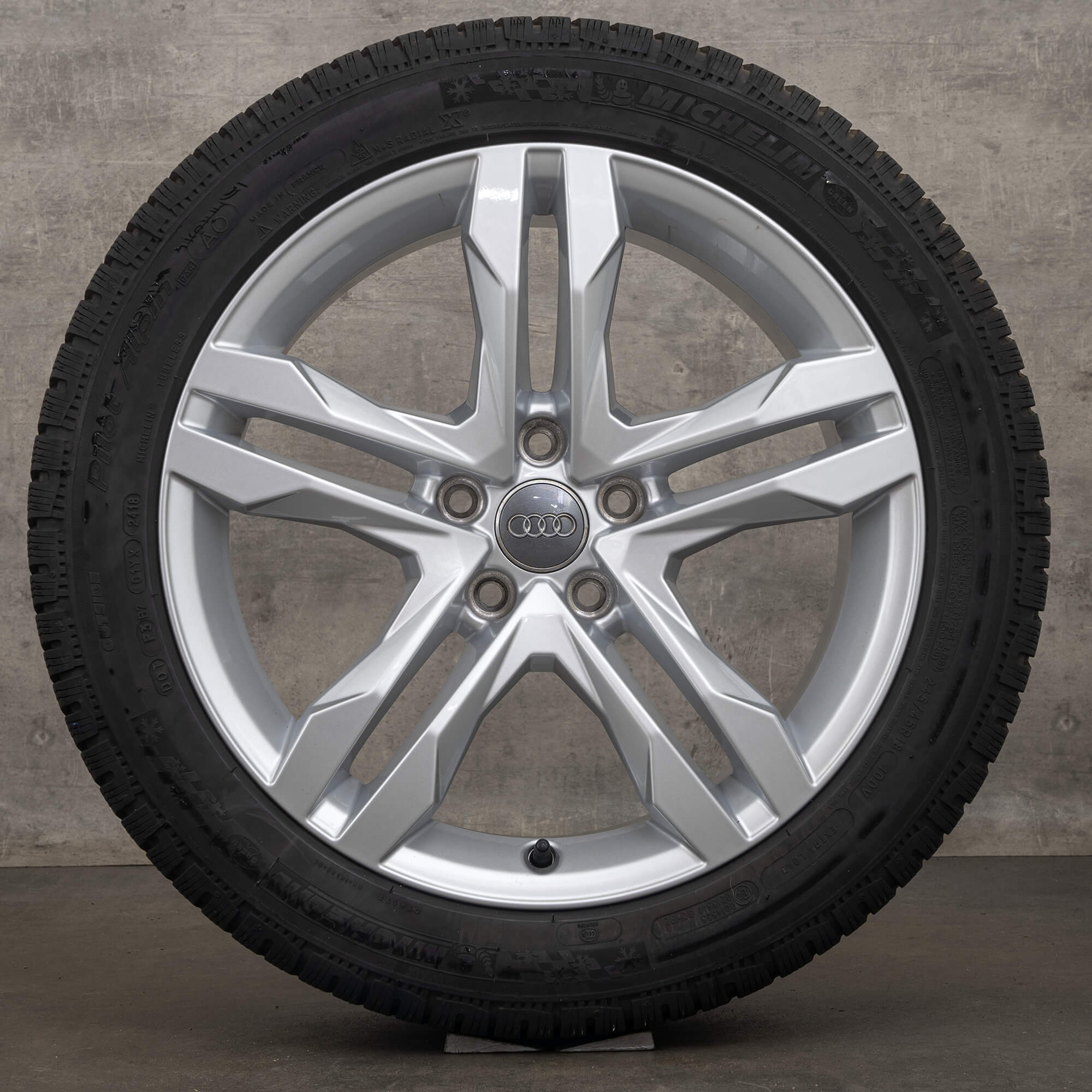 Jantes Audi A4 Allroad genuínas de 18 polegadas B9 8W Rodas verão Dynamik 8W9601025B prateadas
