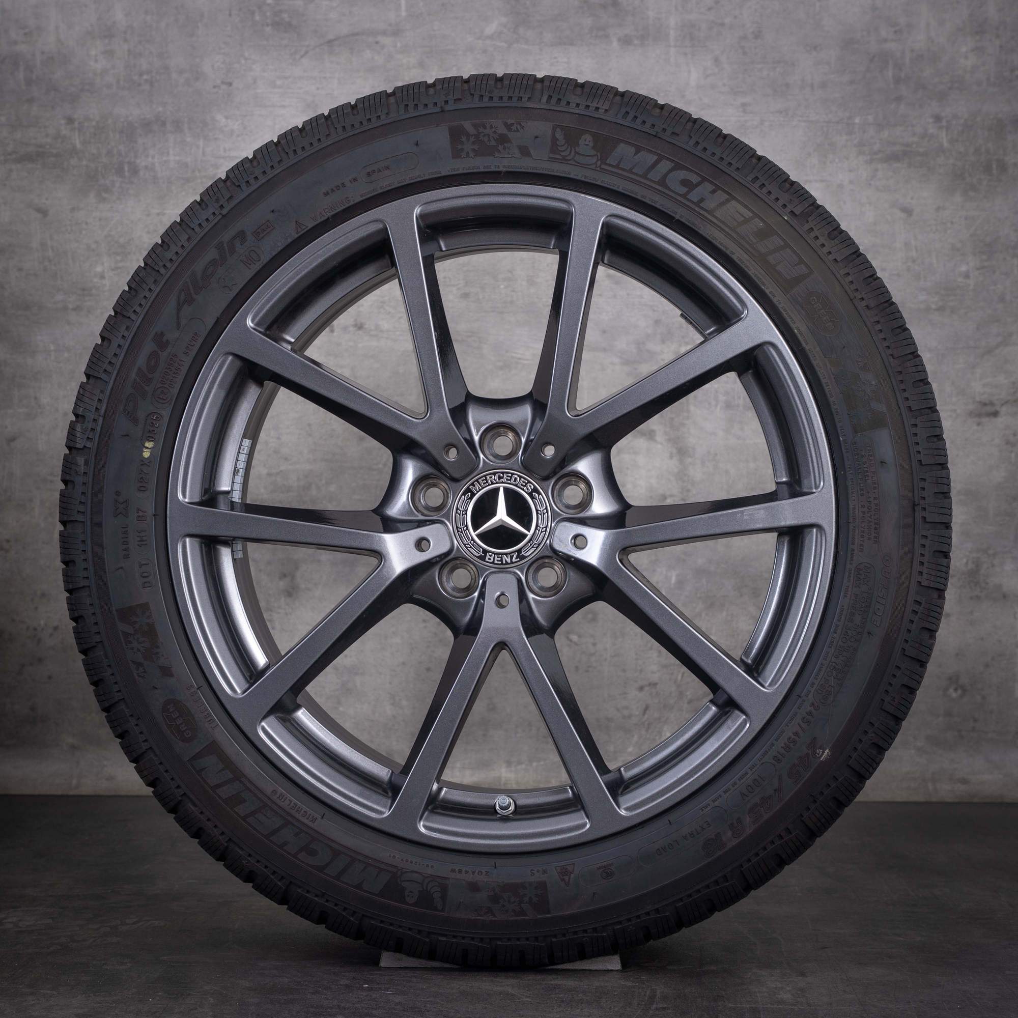 Original Mercedes Benz CLE Winterräder 18 Zoll W236 Felgen A2364010300 tremolit grey glanz