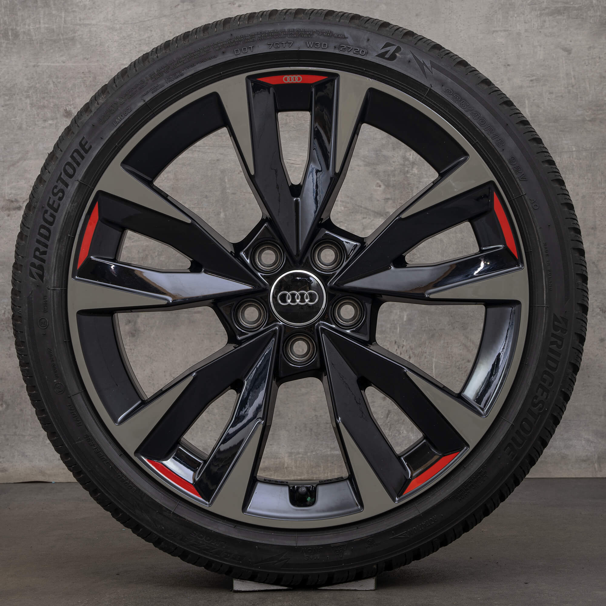 Audi A3 S3 8Y jantes hiver 18 pouces pneus Acumen 8Y0071498