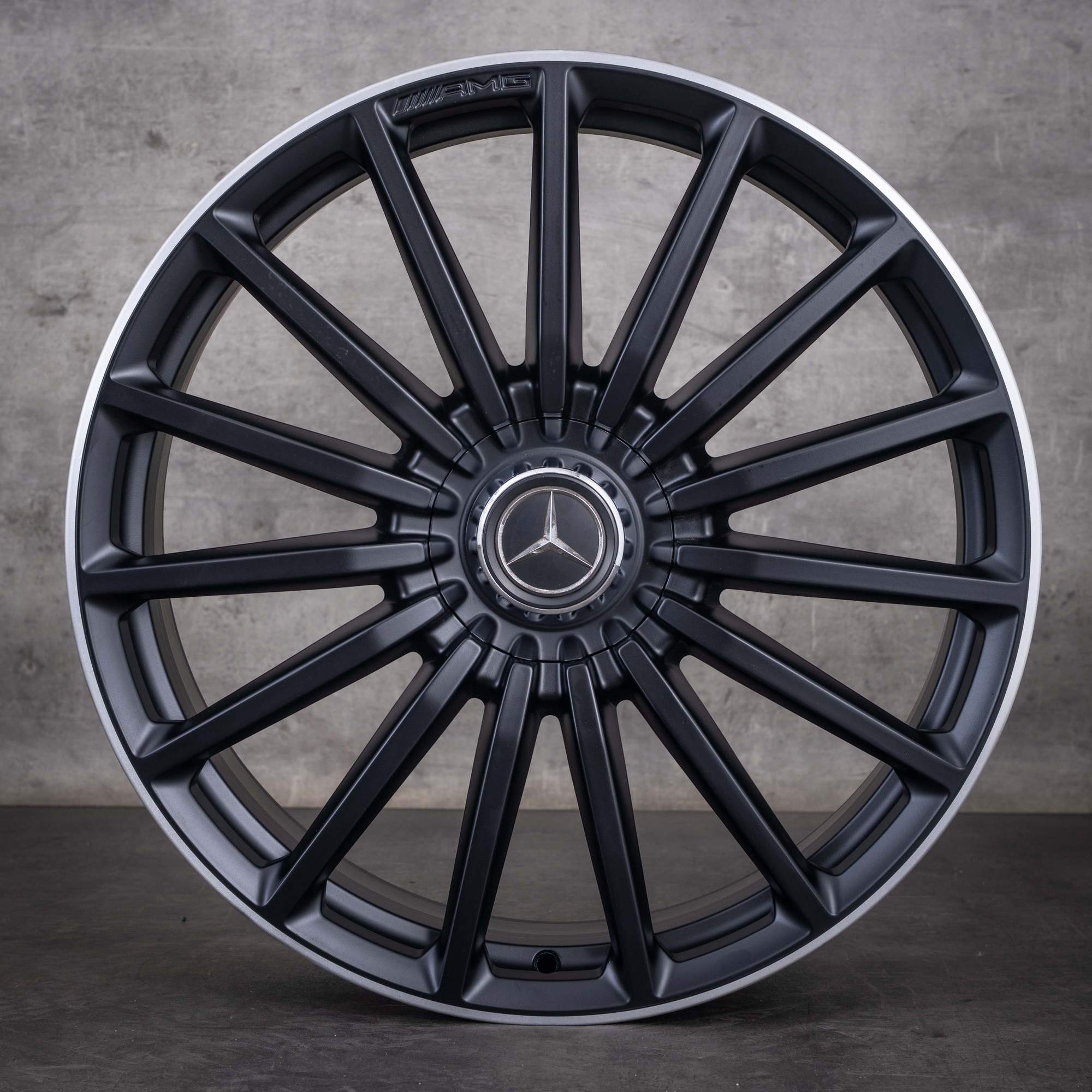 Originele Mercedes-Benz GLA GLB 35 45 AMG velgen 21 inch X247 H247 A2474012200 matzwart diamond cut