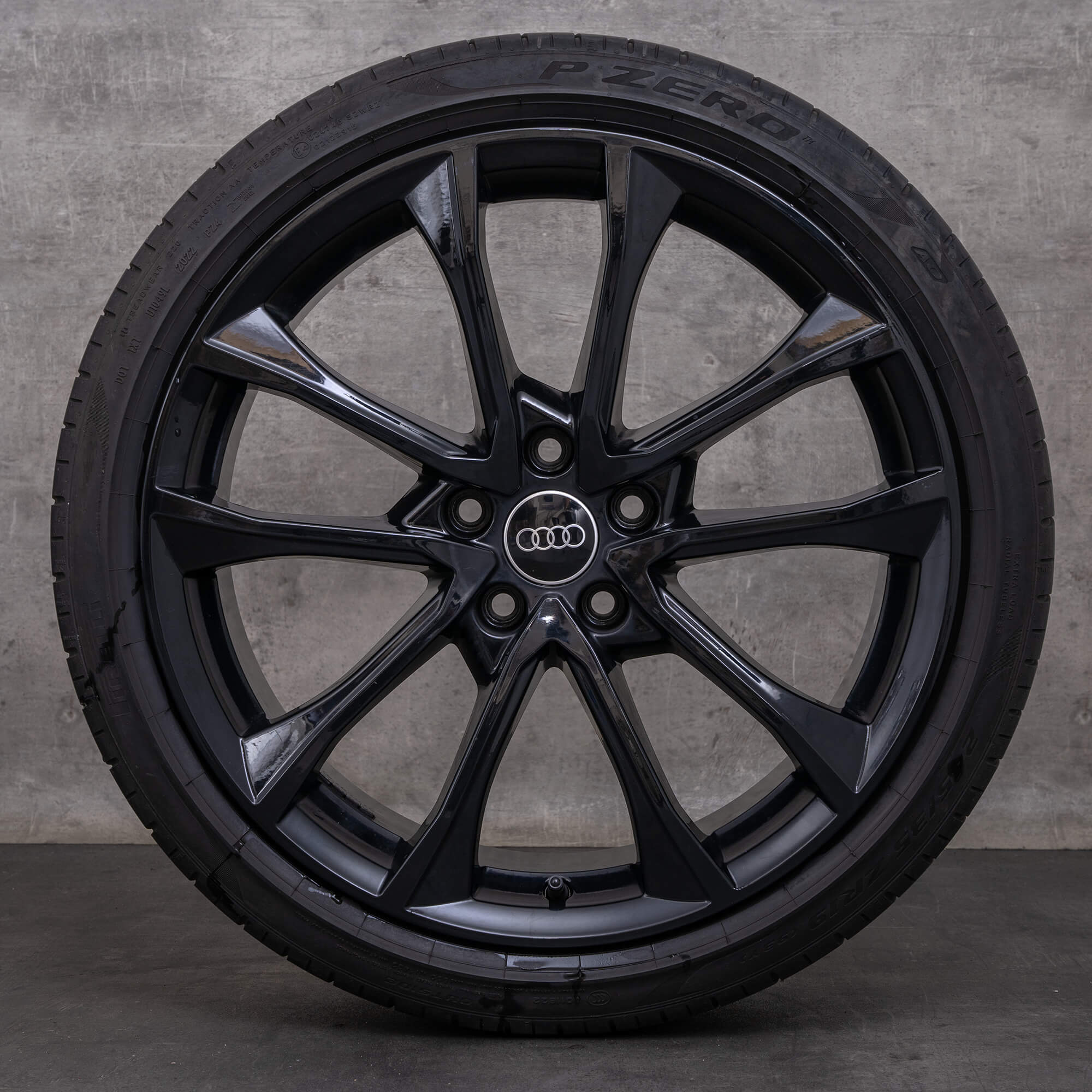 Alkuperäiset Audi A4 S4 vanteet 19 tuuman B9 8W kesäpyörät 8W0601025BF musta kiiltävä