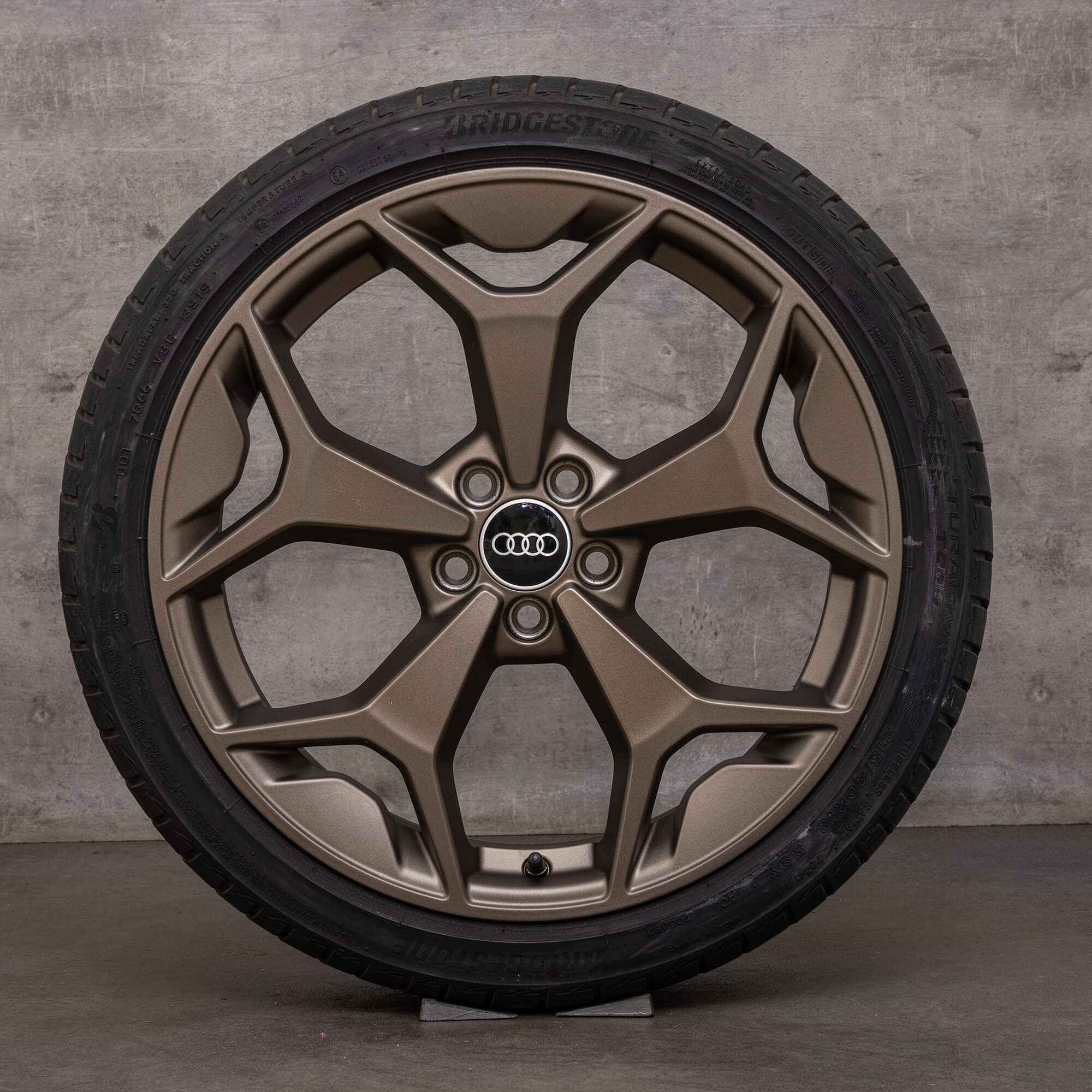 Original Audi A1 Jantes 18 pouces GB Sportback Pneus d'été 82A601025AK bronze