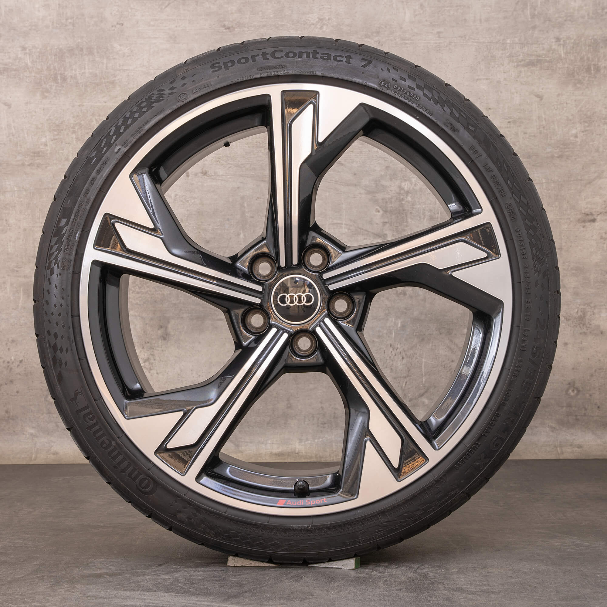 Elegantes Felgen Audi S4 Bilder