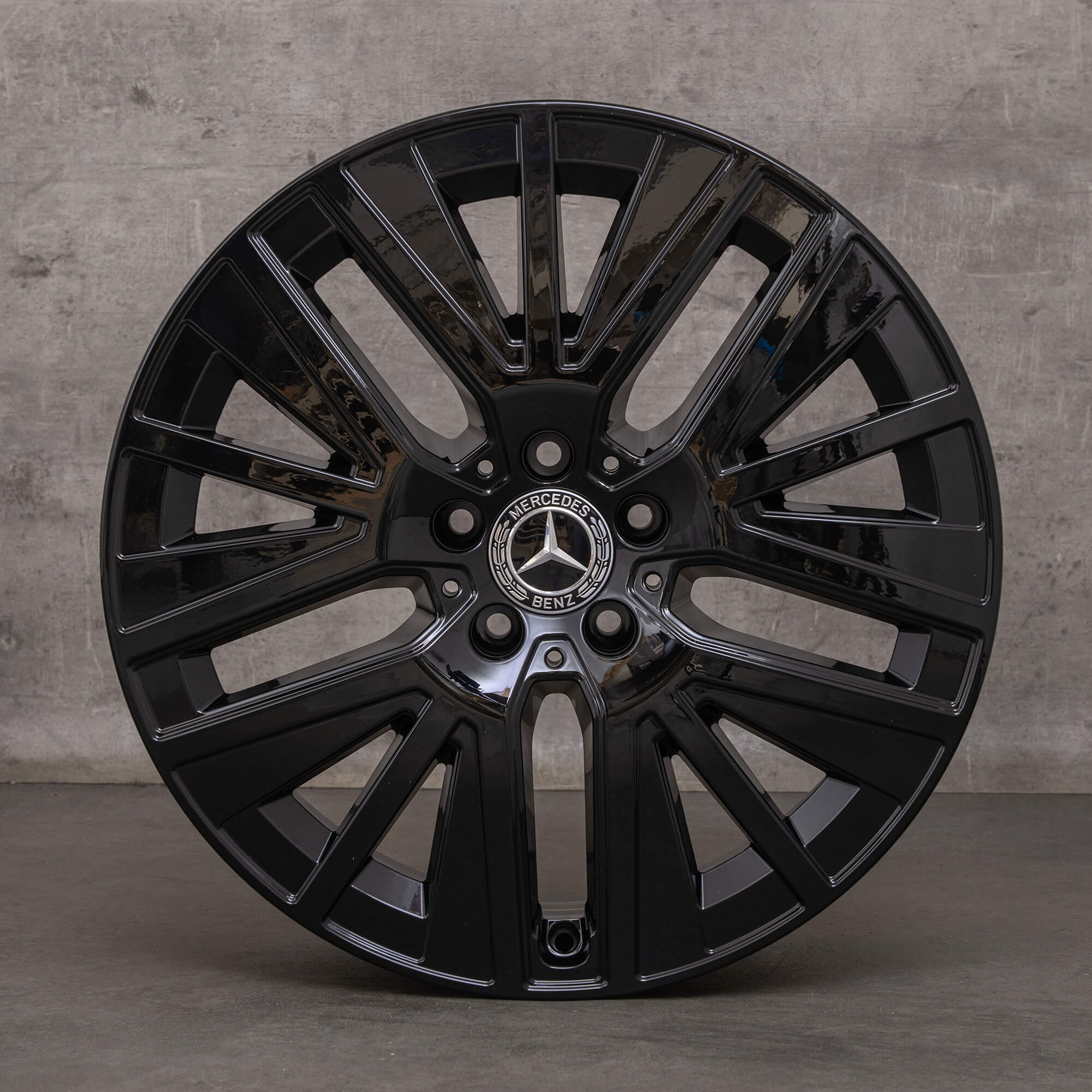 Originální disky Mercedes Benz třídy E ALL-Terrain 19" X213 alu kola z lehké slitiny A2534014900 černá lesklá 8x19 ET38