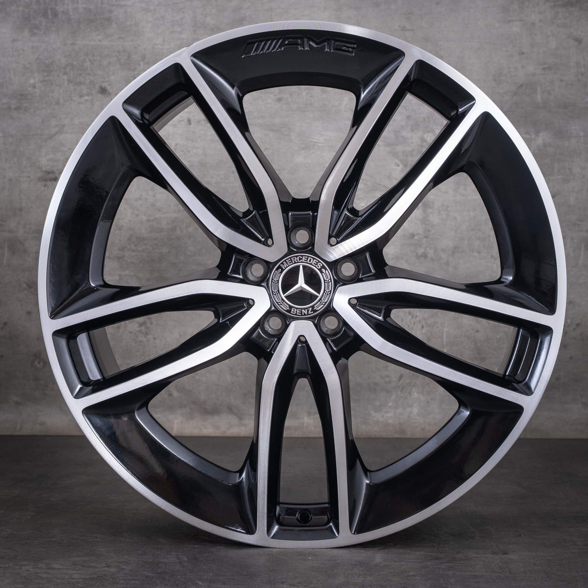 OEM Mercedes-Benz GLE AMG winter wheels 22inch V167 rims A1674013600 A1674013700 diamond cut black