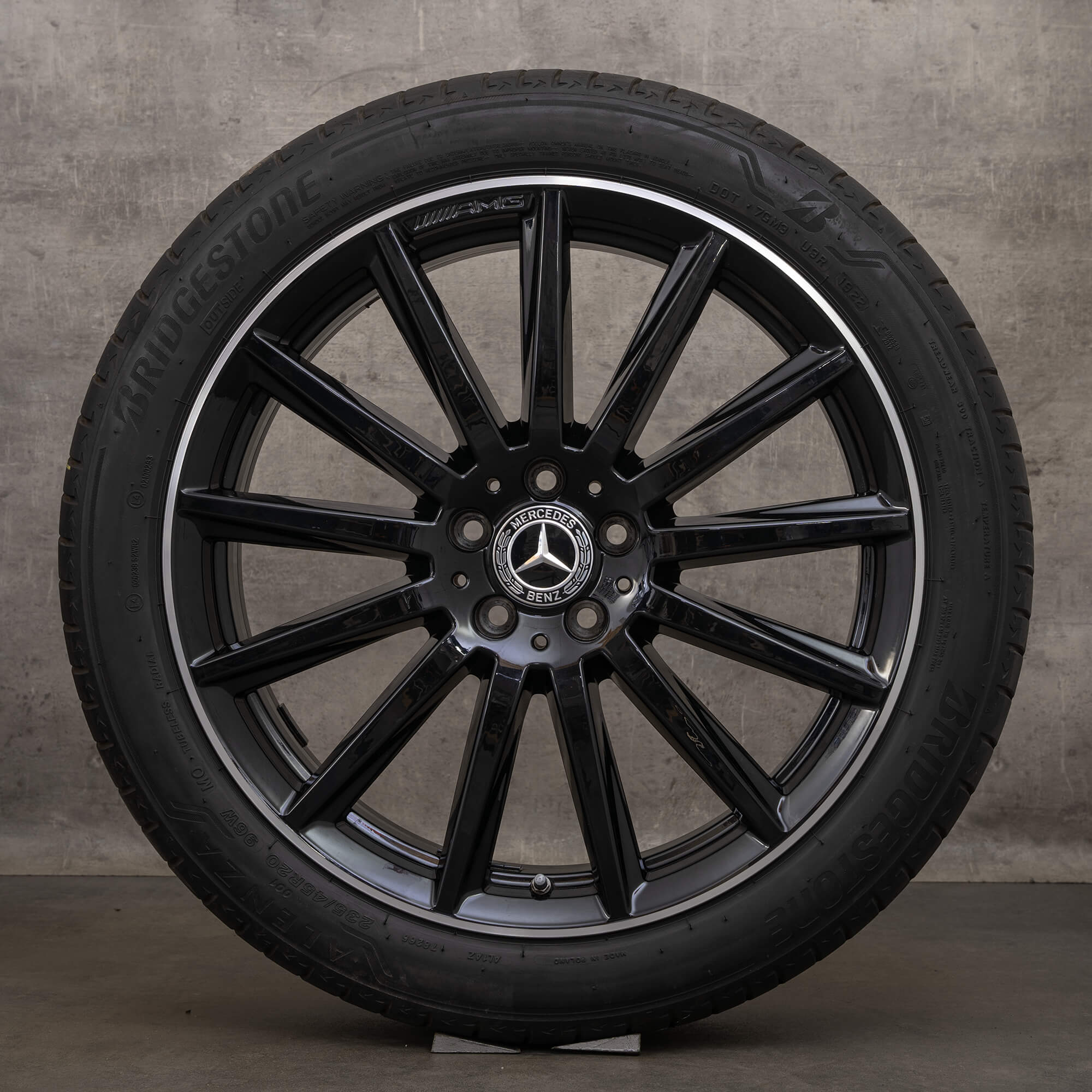 ベンツGLA/H247 GLB/X247 AMG純正19インチホイールのみ1本 Mercedes