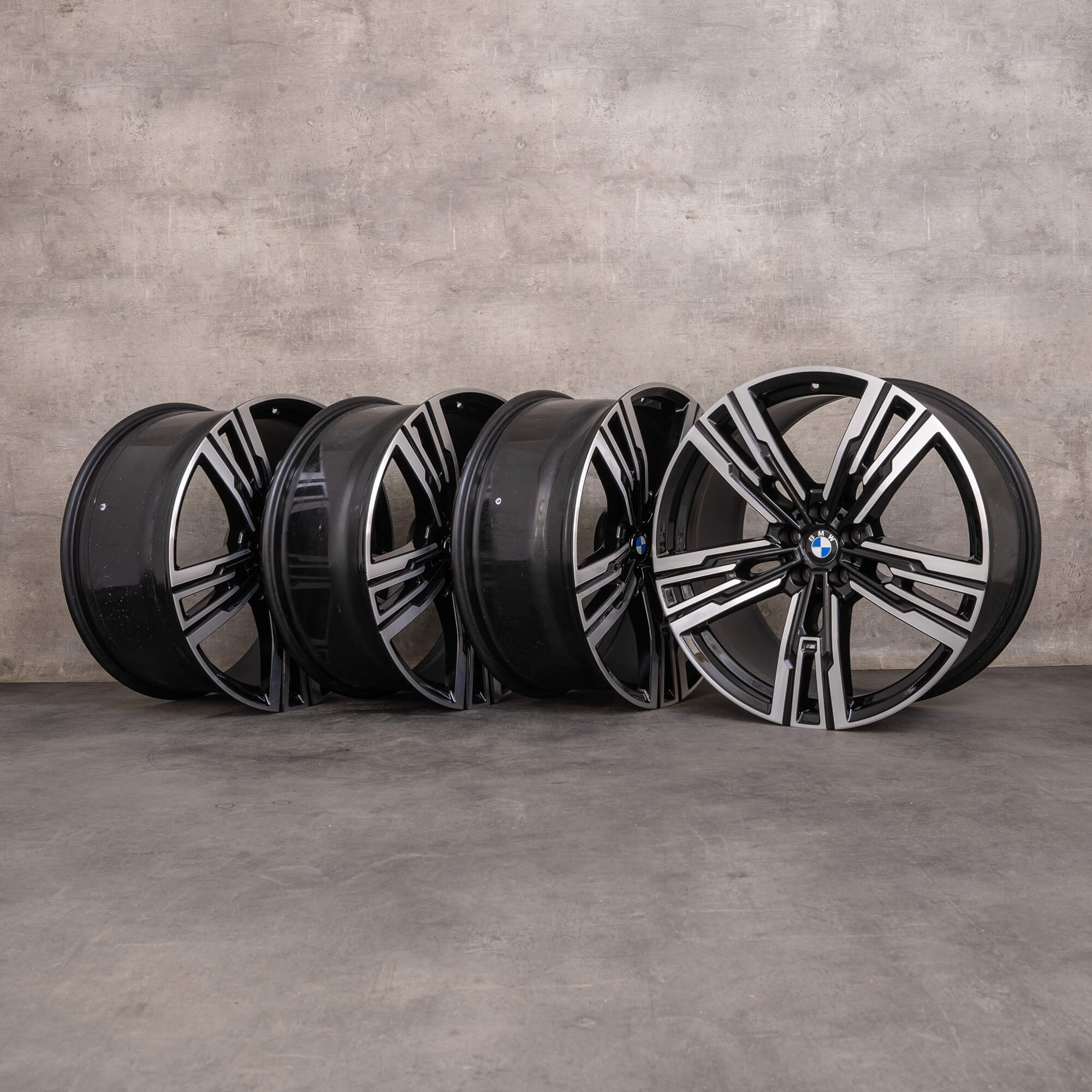 OEM BMW 7 Series i7 rims 21 inch G70 Styling 908 M 5A19DF0 5A19DF1 black glossy turned
