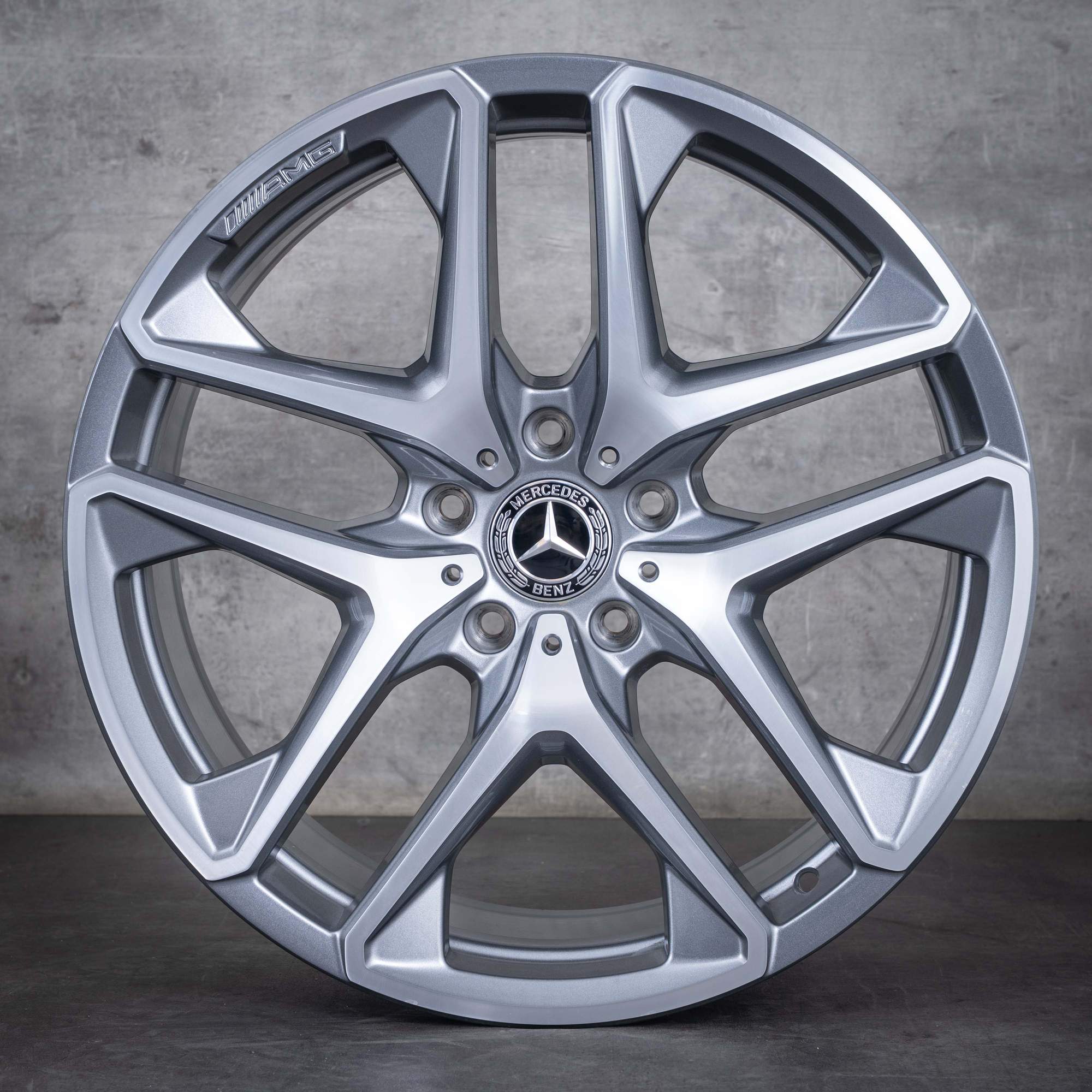 Alkuperäiset Mercedes Benz G-sarjan G63 AMG-vanteet 21 tuumaa W463A W465 A4634011900 himalajanharmaa kiillotettu