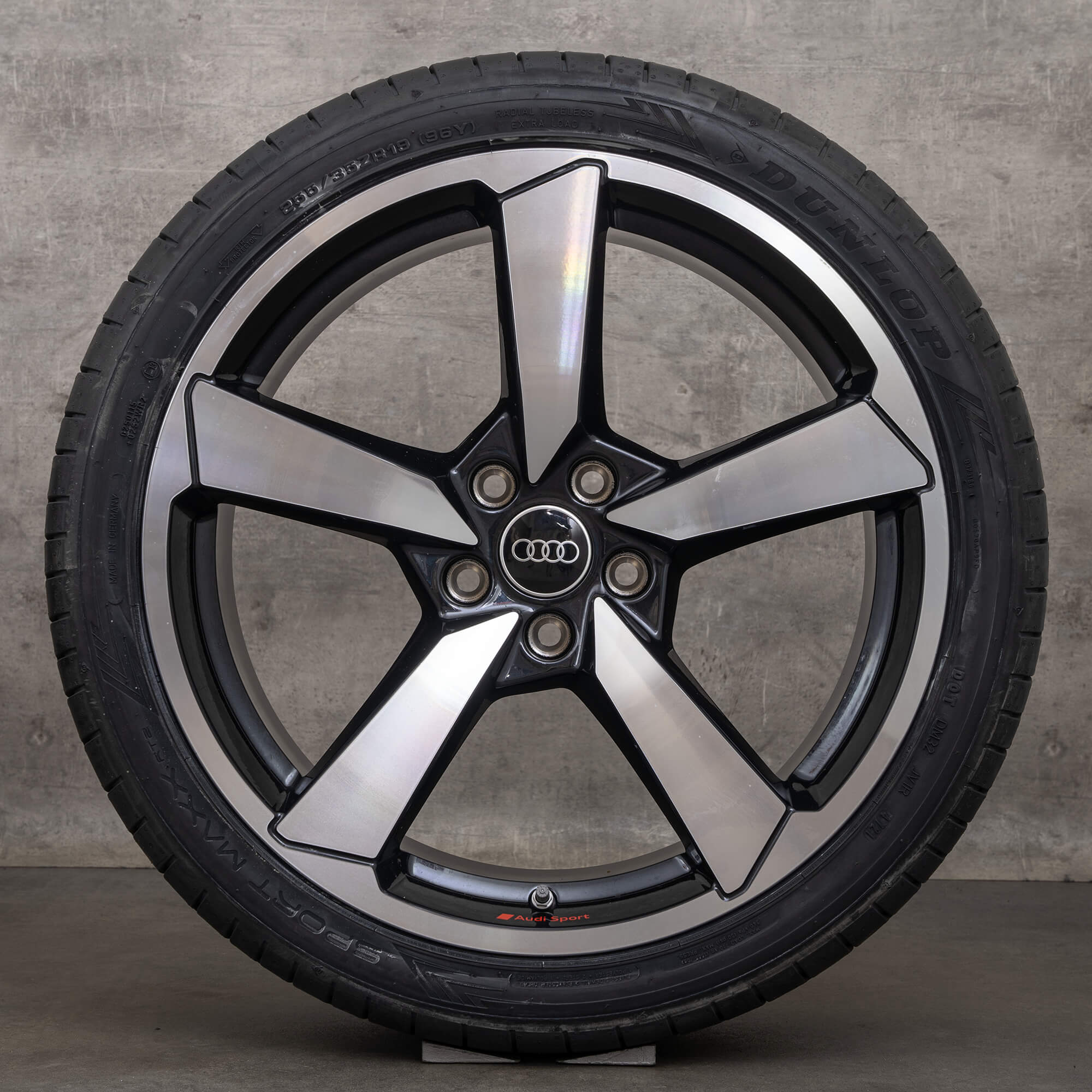 Audi A5 S5 F5A cerchi estivi da 19 pollici pneumatici 8W0601025FS
