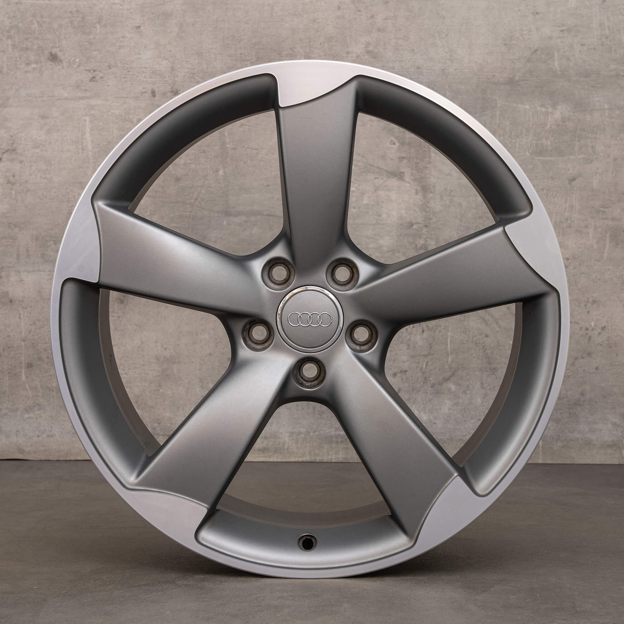 Audi A4 S4 B8 8K jantes 19 pouces rotor 8K0601025CN titane mat