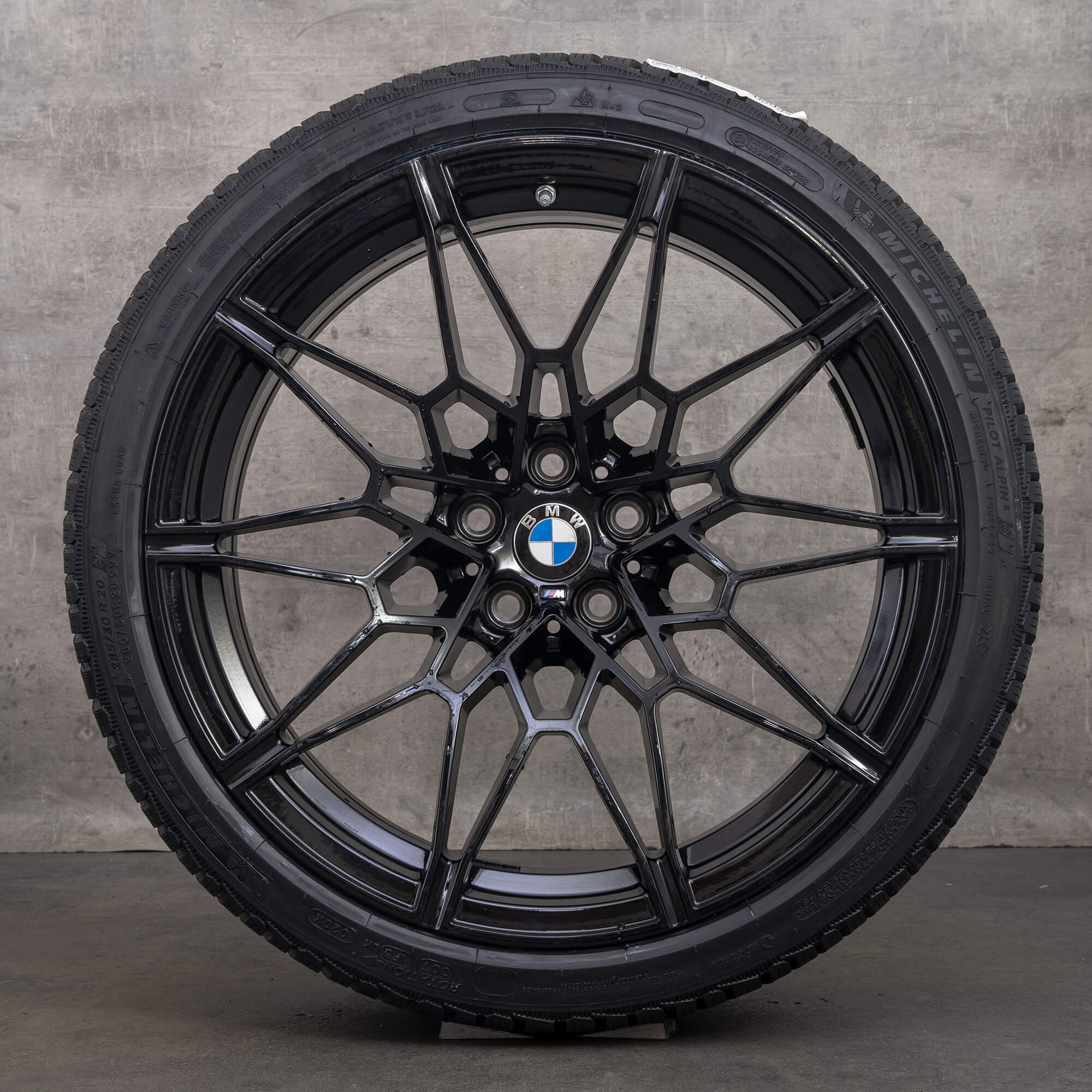 BMW M3 G80 M4 G82 G83 zimni alu kola 19 20 palcové ráfky 826 M pneu NOVÉ