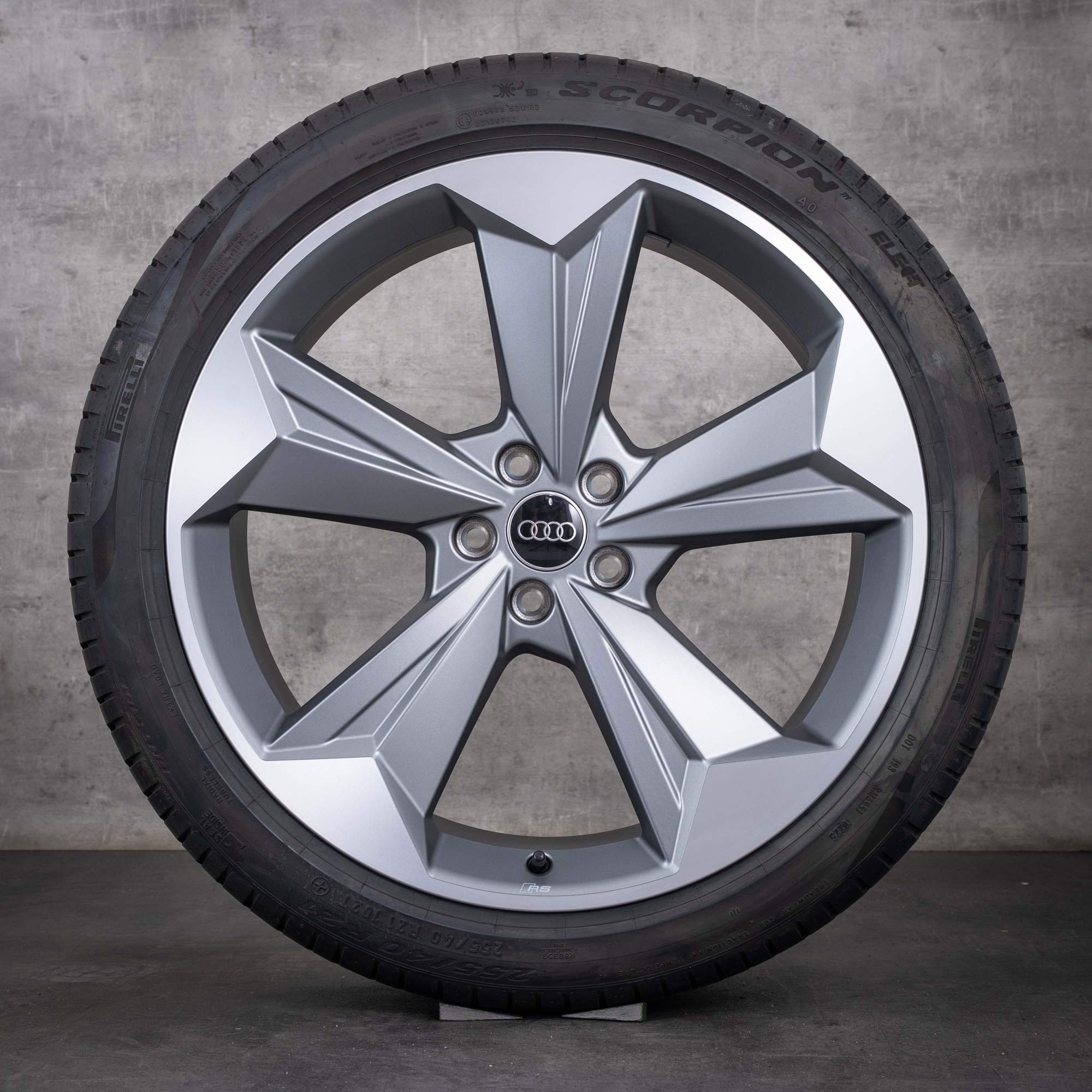 Original Audi Q4 e-tron Felgen 21 Zoll Sportback SUV Sommerräder 89A601025 89A601025R grau matt glanzgedreht