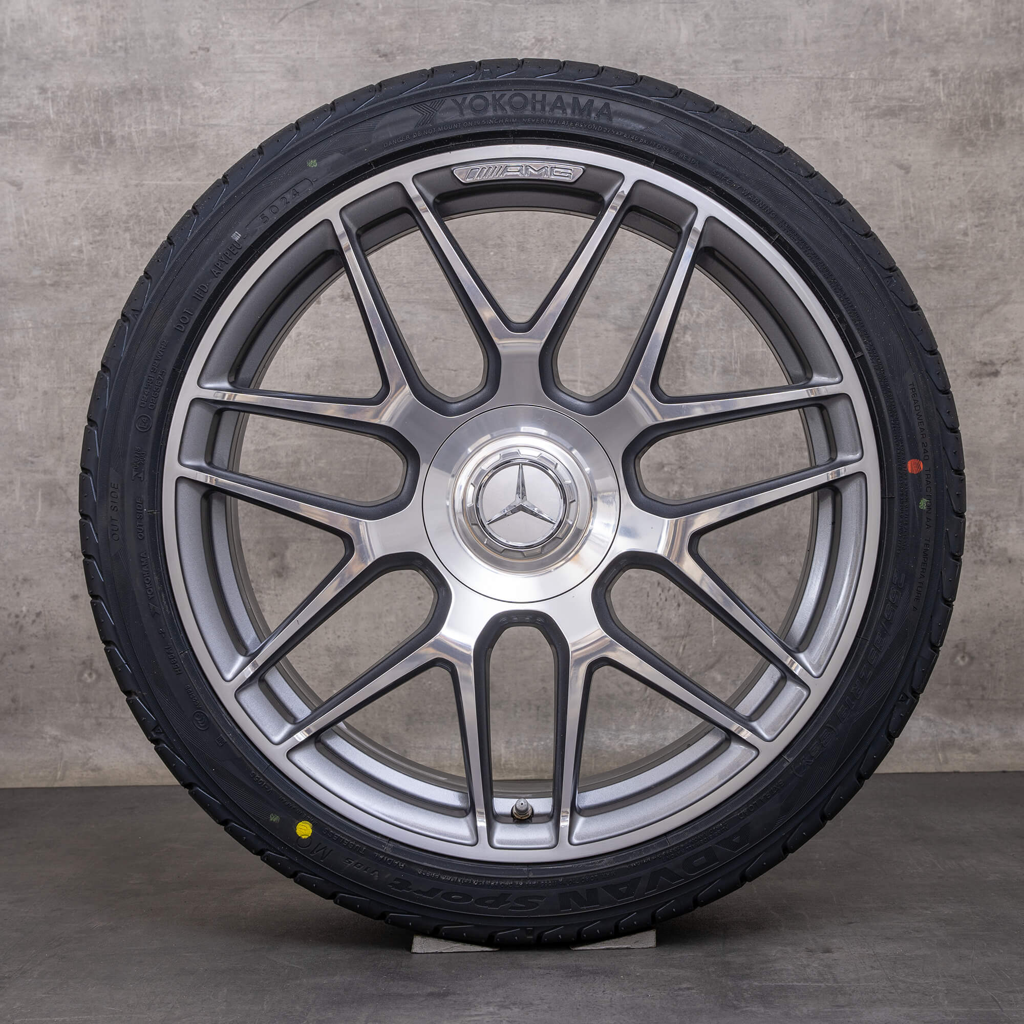 Ekte Mercedes Benz CLA 45 & S AMG felger 19-tommers C118 X118 sommerfelger A1774012400 himalaya grey gloss turned