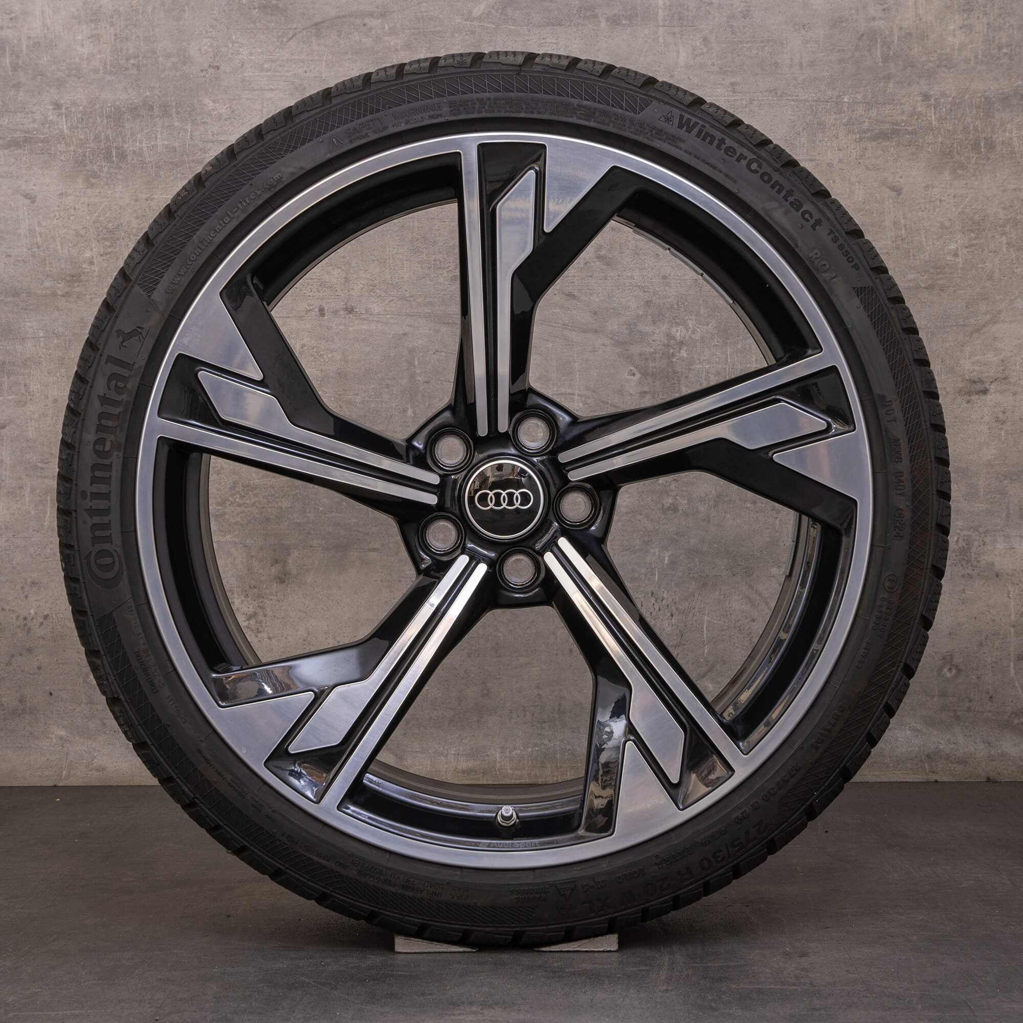 OEM Audi RS4 RS5 snow tire packages 20 inch B9 8W F5 rims Flag ...