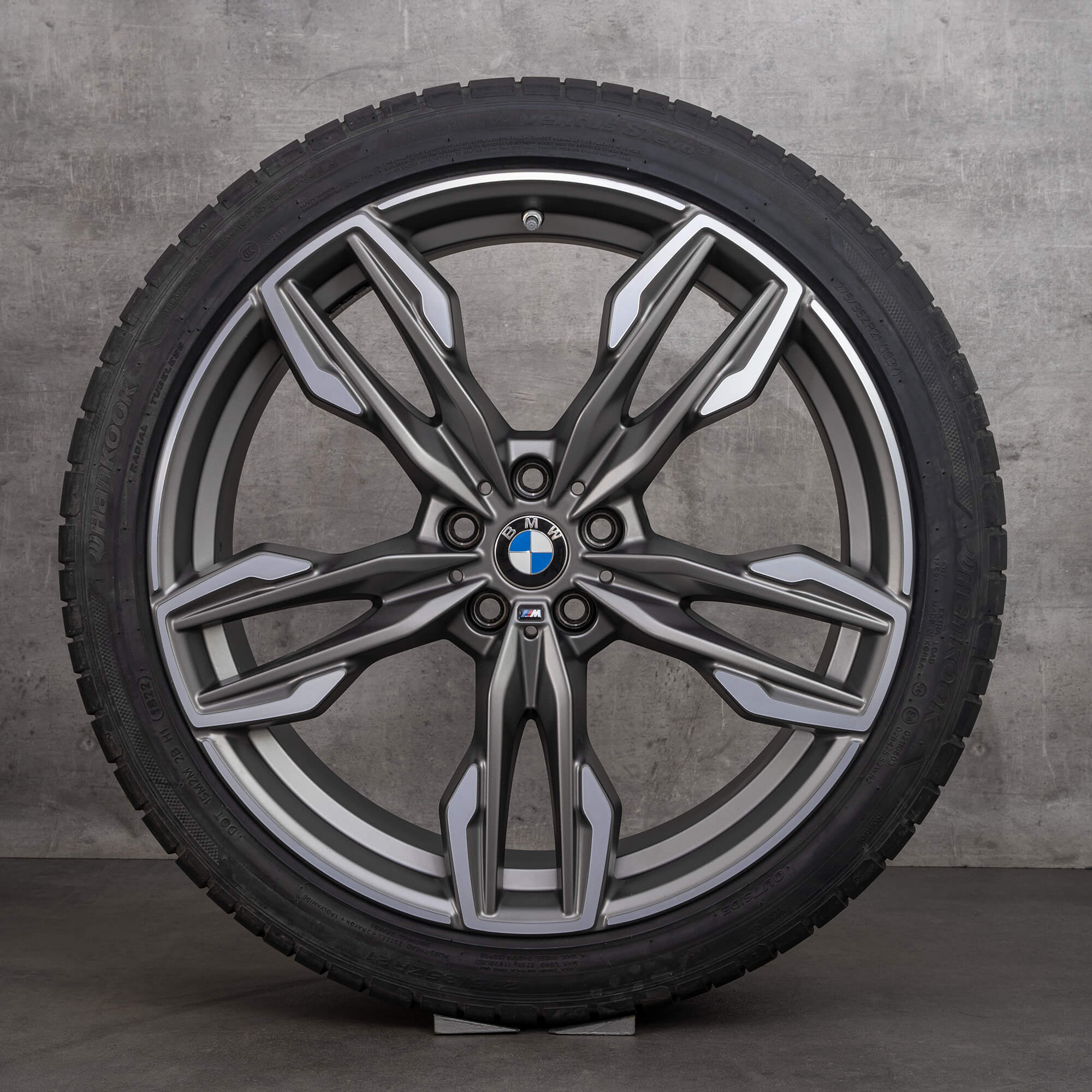 BMW X3 G01 X4 G02 summer wheels 21 inch styling M718 rims tires