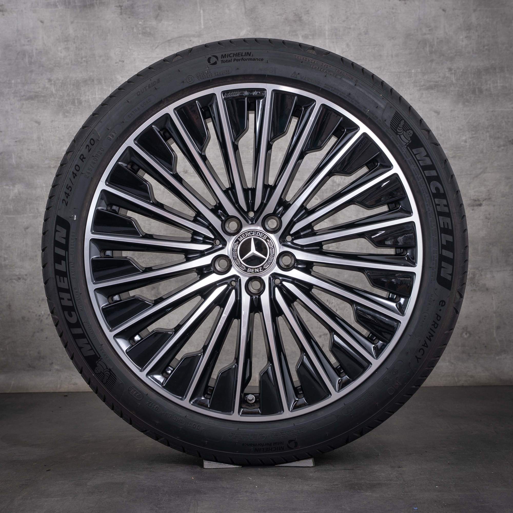 OEM Mercedes-Benz E-Class AMG 20inch summer wheels W214 S214 A2144010500 A2144010600 diamond cut black