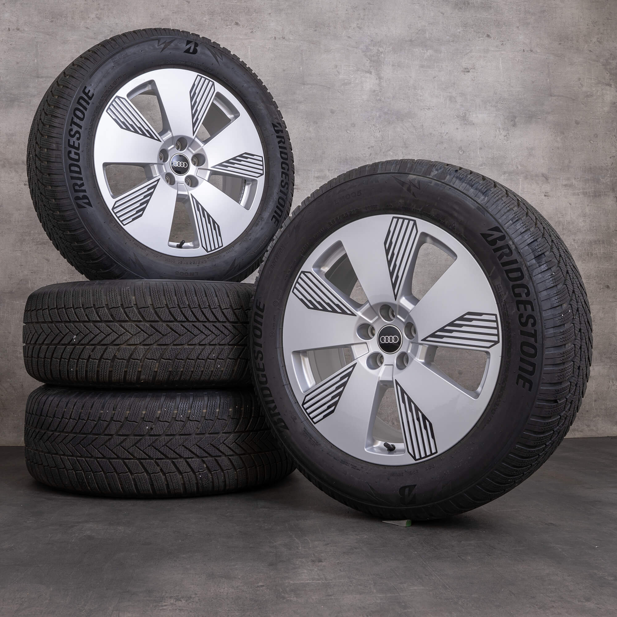Originales Audi Q8 e-tron ruedas de invierno 19 pulgadas 4KE GE Llanta Aero 4KE601025L plata