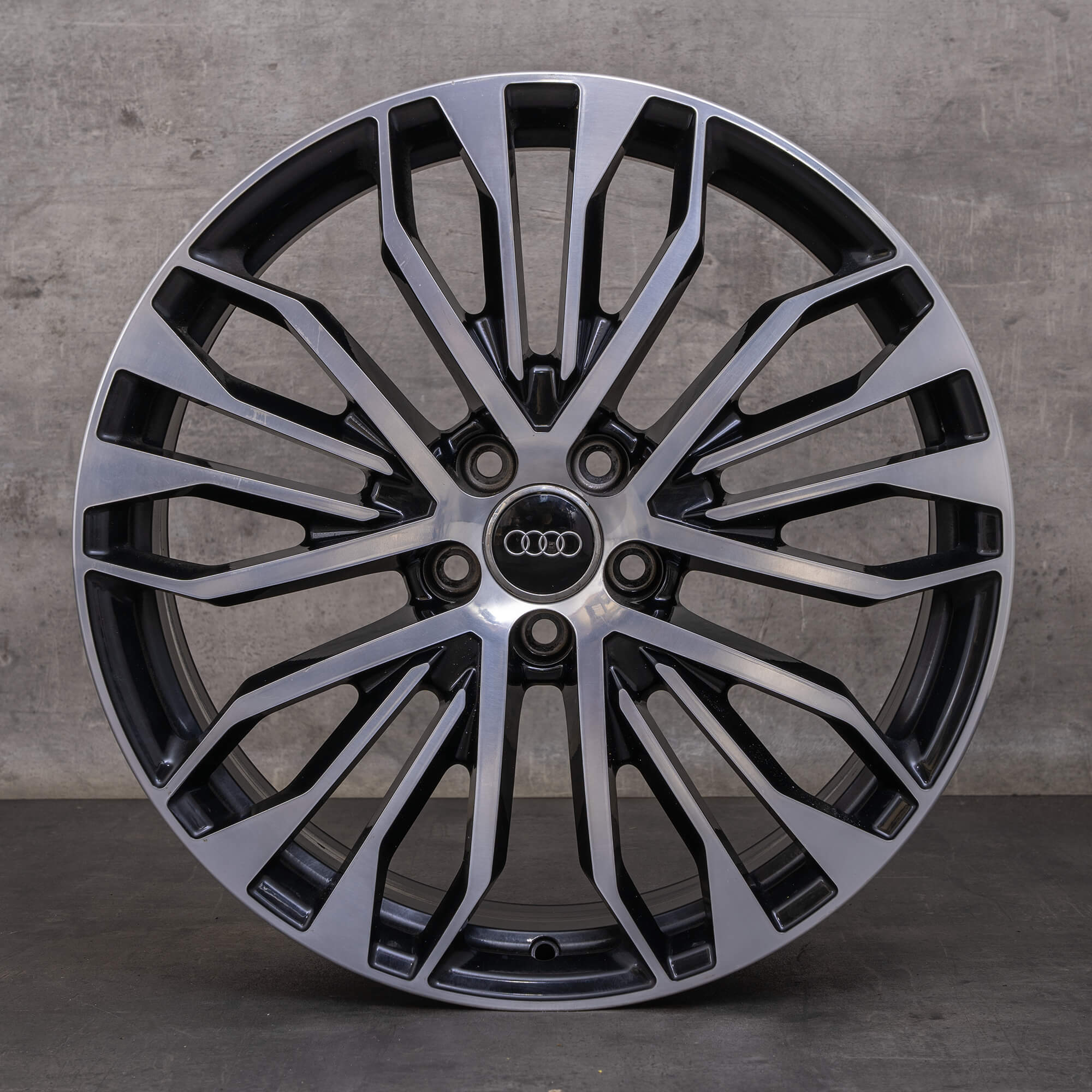 Original Audi A6 S6 fälgar / fälg 20 tum 4G C7 4G0601025CR svart polerad