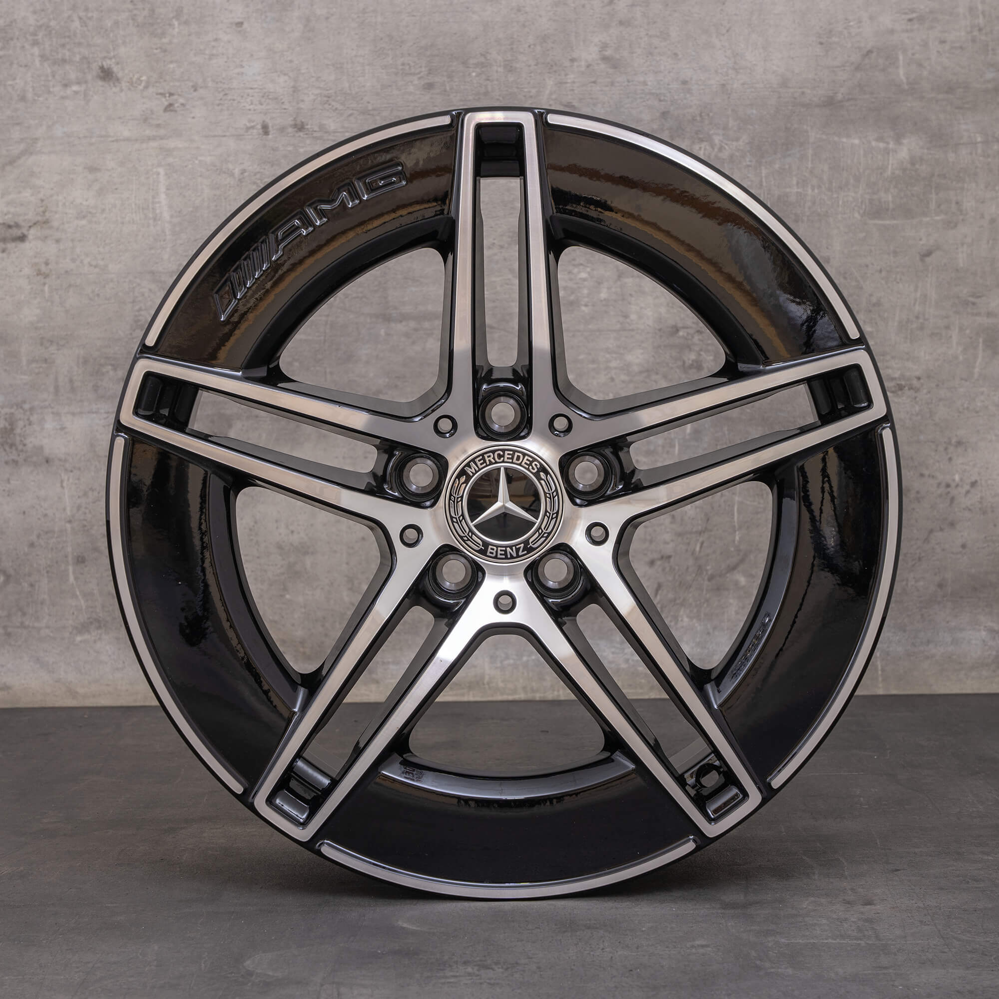 Alkuperäiset Mercedes Benz CLE AMG vanteet 18 tuuman C236 A236 A2364011700 musta kiillotettu UUTUUS