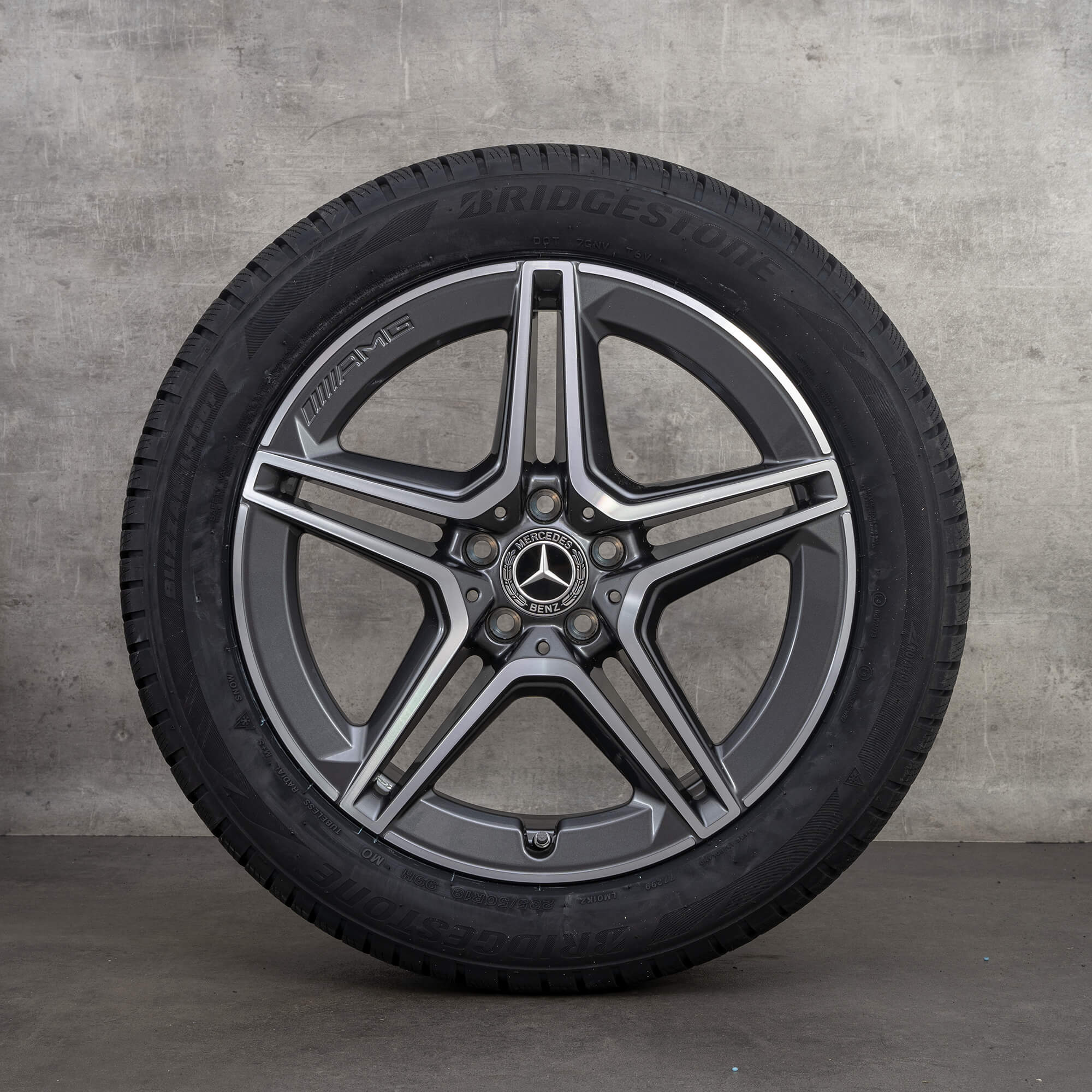 Oryginalne koła zimowe Mercedes Benz GLA GLB 19 cali H247 X247 felgi A2474011500 himalaya szary polerowane