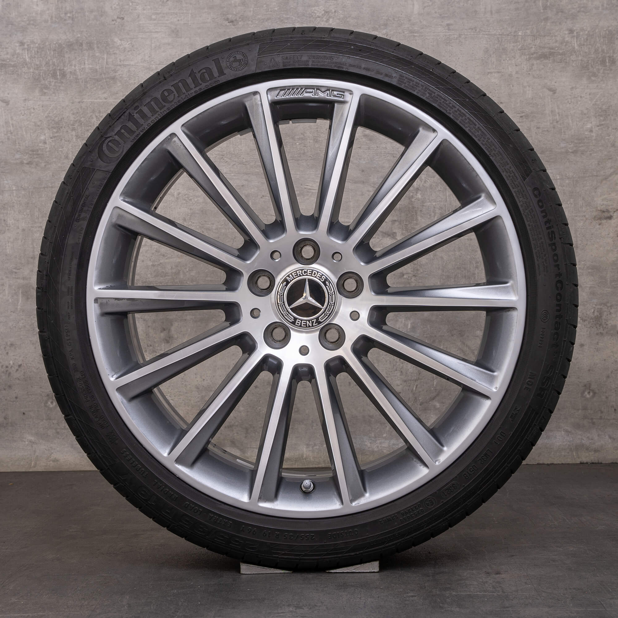 Alkuperäinen Mercedes Benz C-luokan vanteet 19 tuuman W205 S205 C205 A205 kesäpyörät A2054011300 A2054011400 himalajanharmaa kiiltävä käännetty